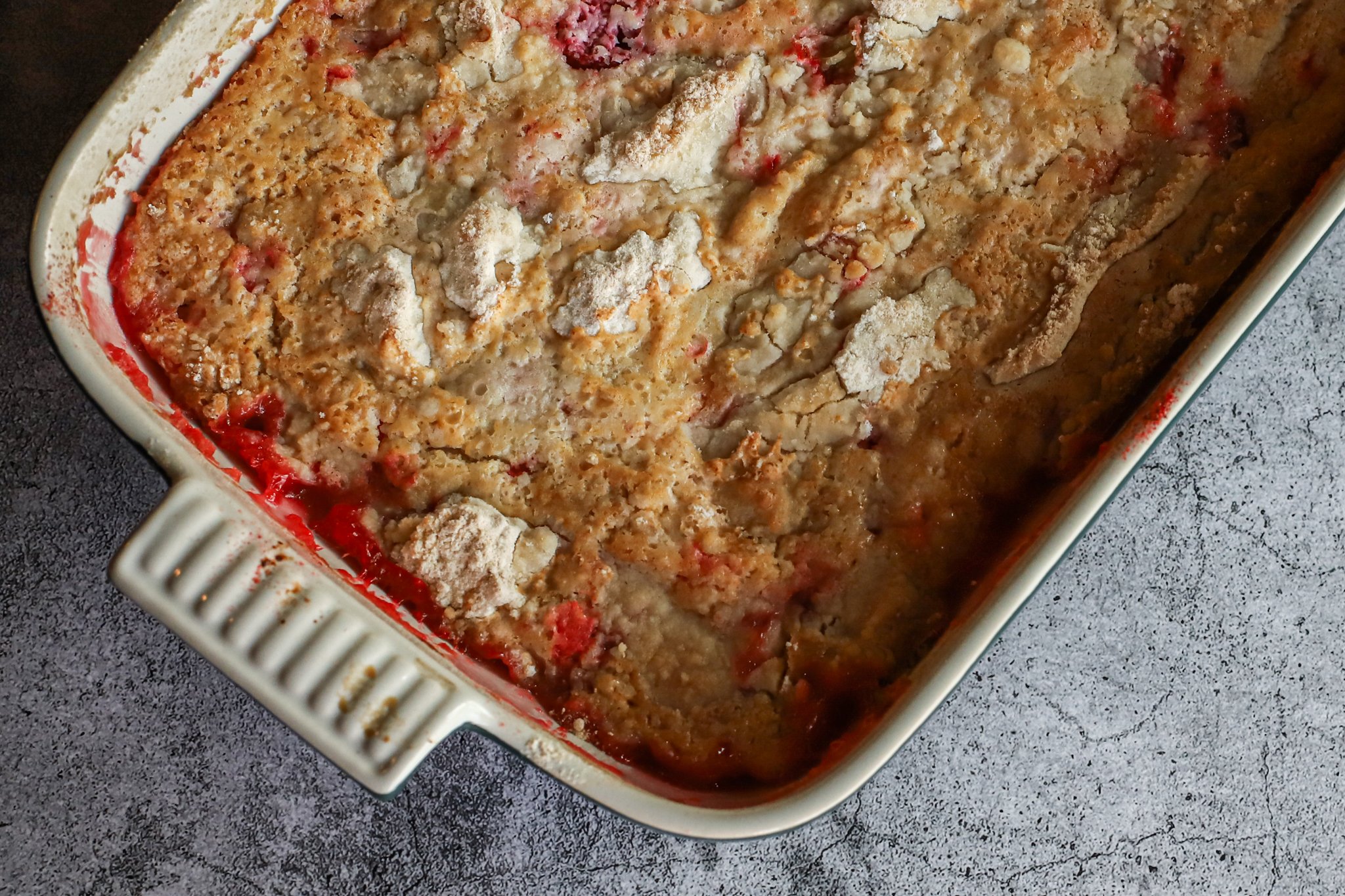 Rhubarb Delight Dump Cake