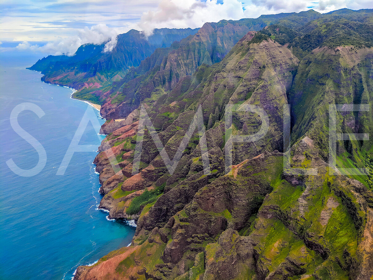 NA PALI This gorgeous slice of Kauai needs no explanation other than Na Pali which literally means, "many cliffs" in Hawaiian