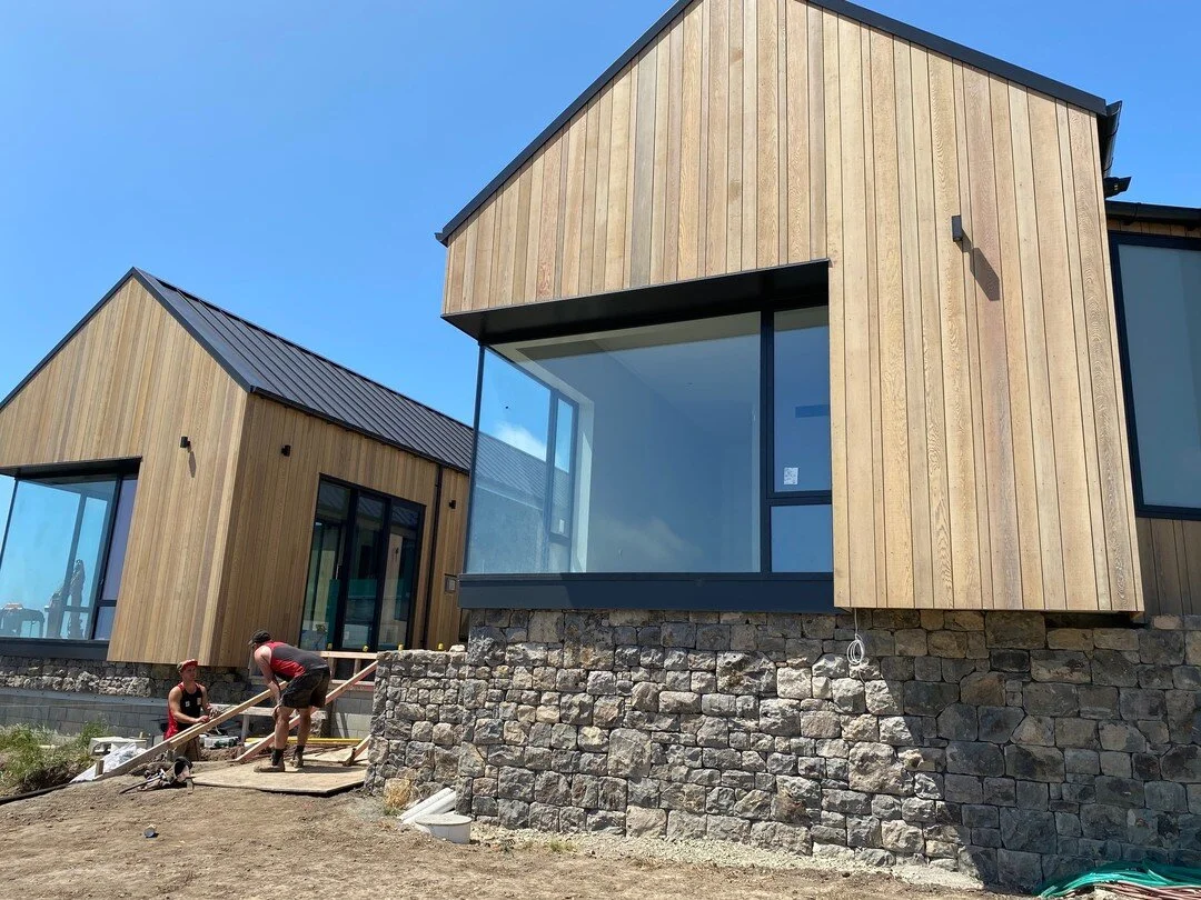 Our team was right back into it last week. 
Kicking off 2021 with finishing up this beautiful family home up on Richmond Hill. 
Looking forward to showing you some of the stunning finishes over the next few weeks.

Architect @coll_architecture