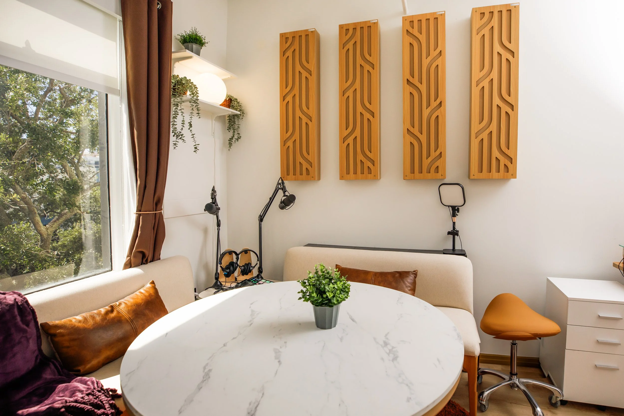 West Palm Beach Podcast and Audiobook Studio 