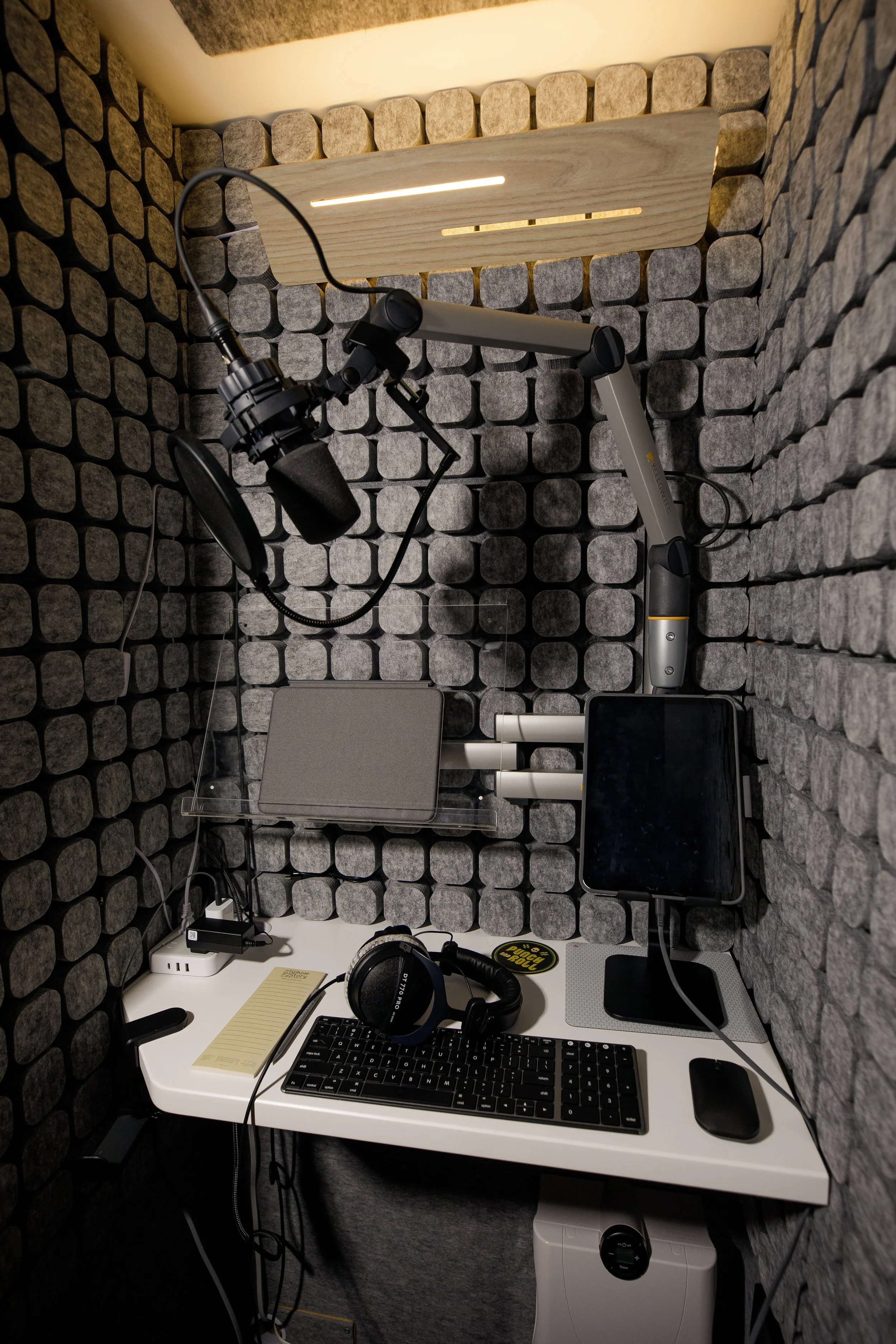 West Palm Beach Podcast and Audiobook Studio, StudioBricks VO Edition 