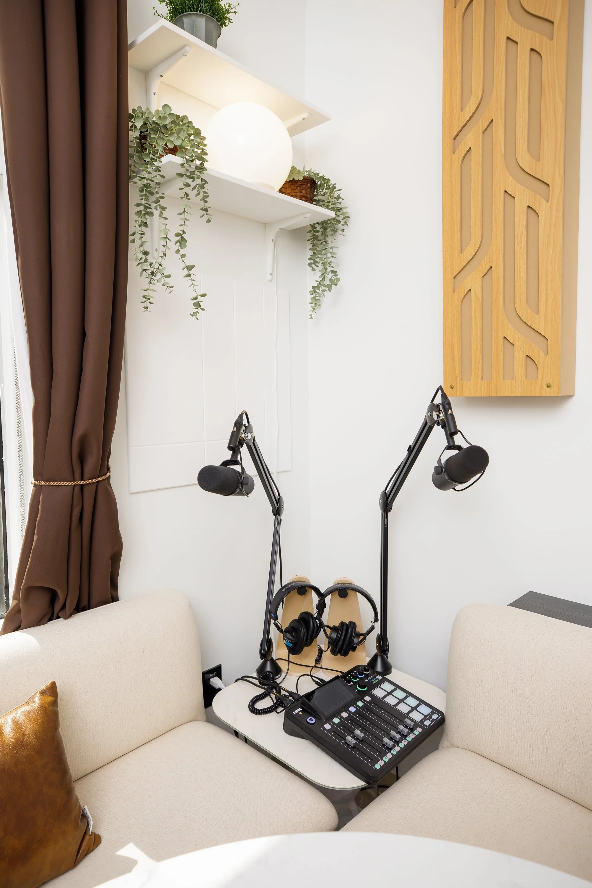 2025.10.30-WholeStoryStudio-8.jpg