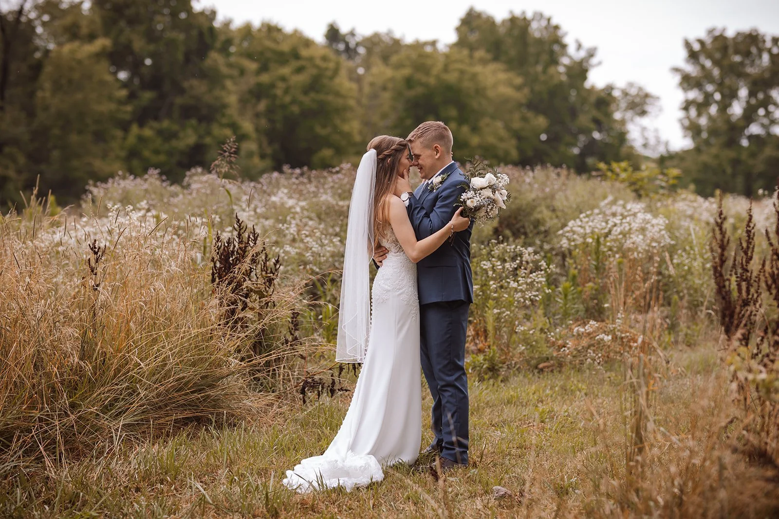 bridal photos- field
