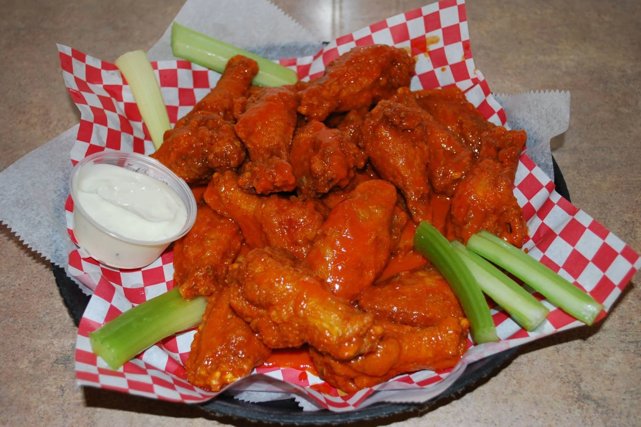 L.I. WingsnThings Opens Third Location in South Setauket — The Long