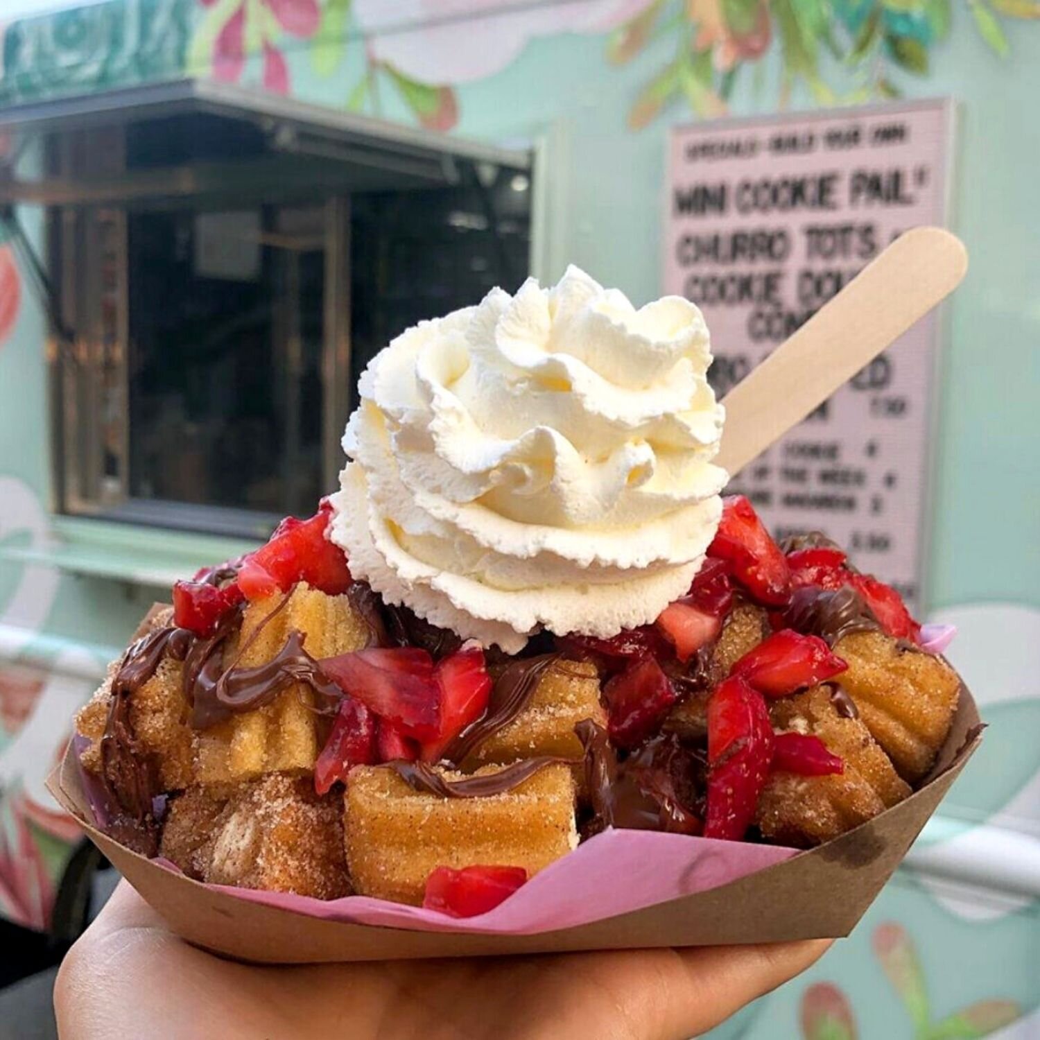   -Photo Credit:    For Goodness Cakes Co.   