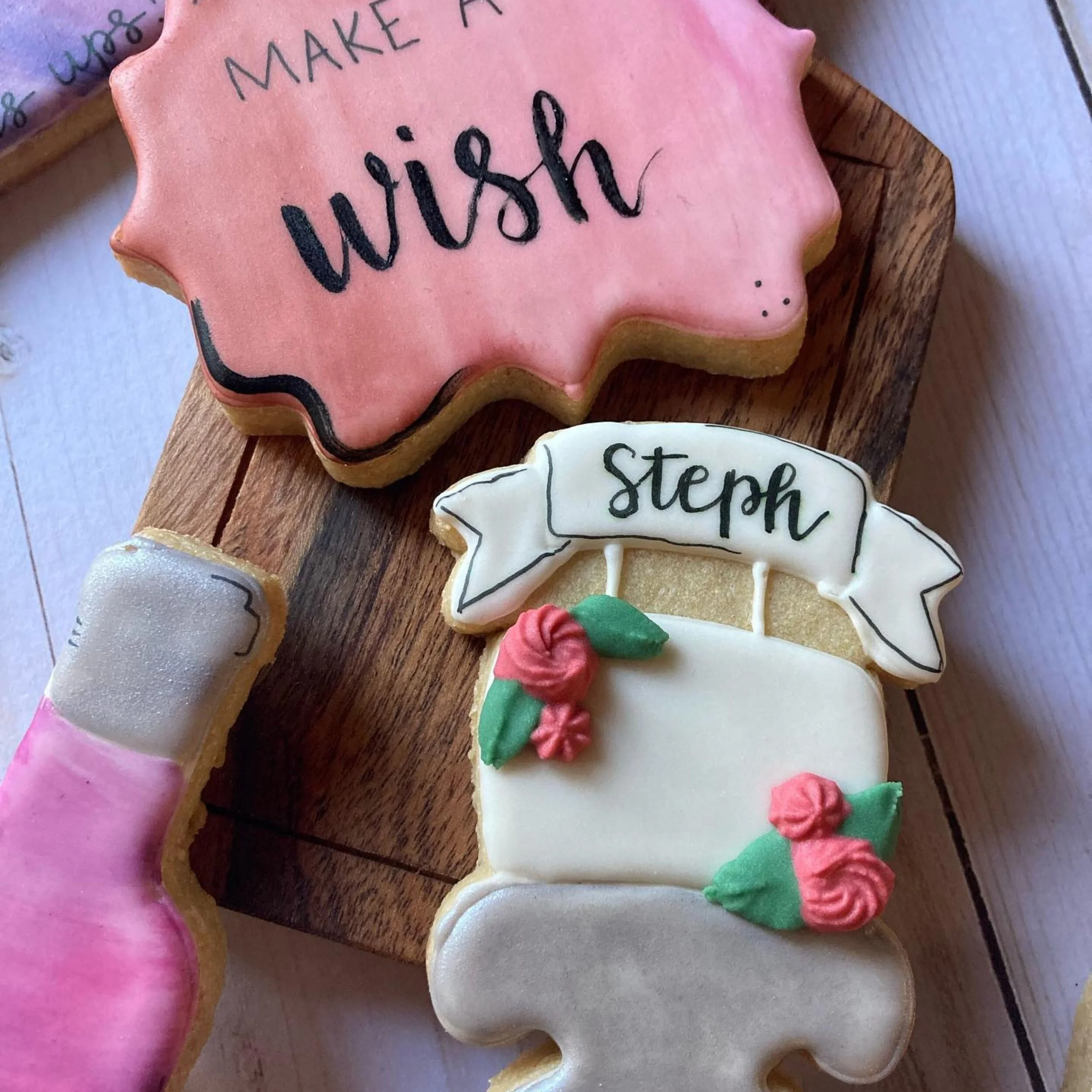   Photo Credit:    Macarons & More   