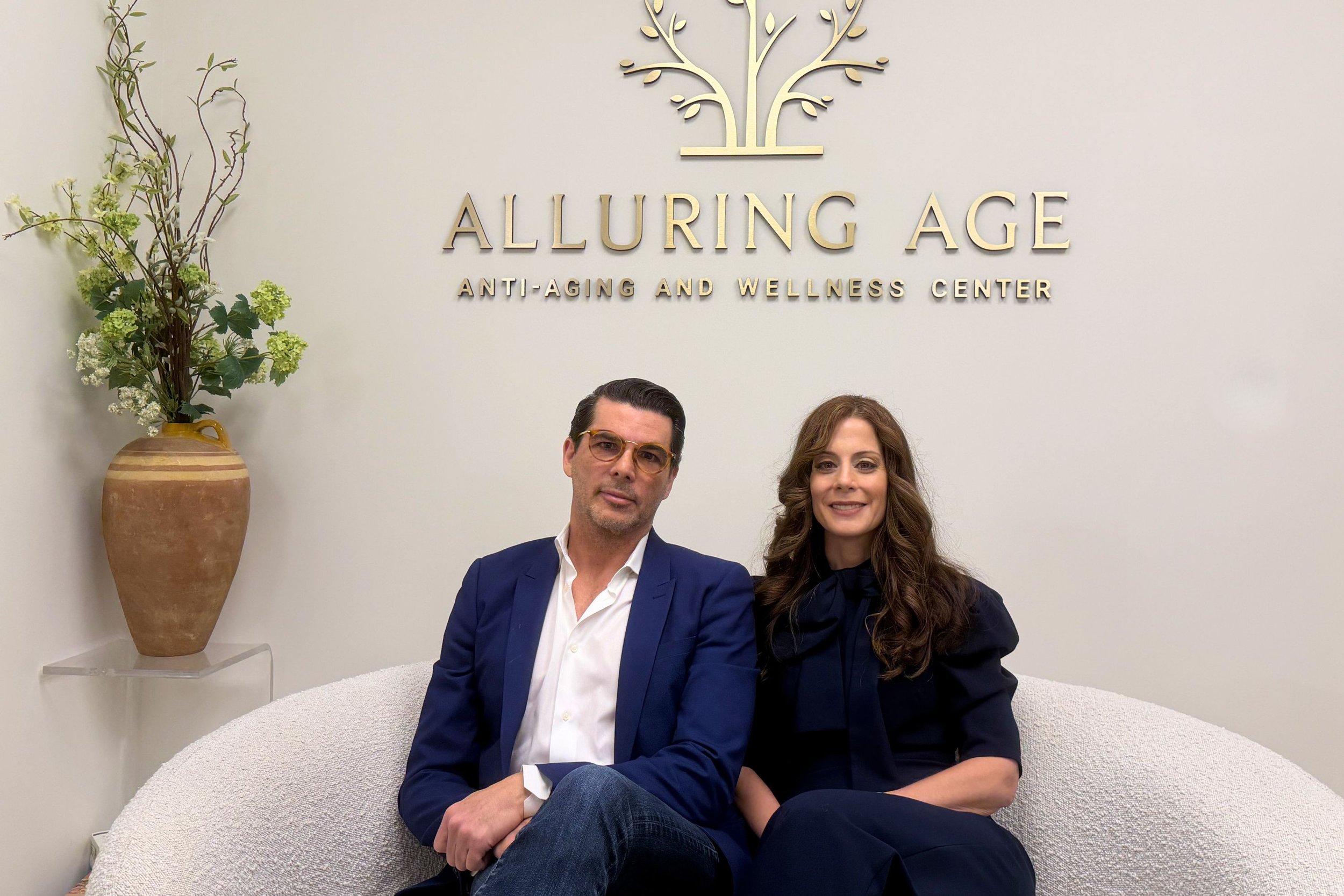 Dr. Luis Fandos Honored by Mondays Cancer Care Community