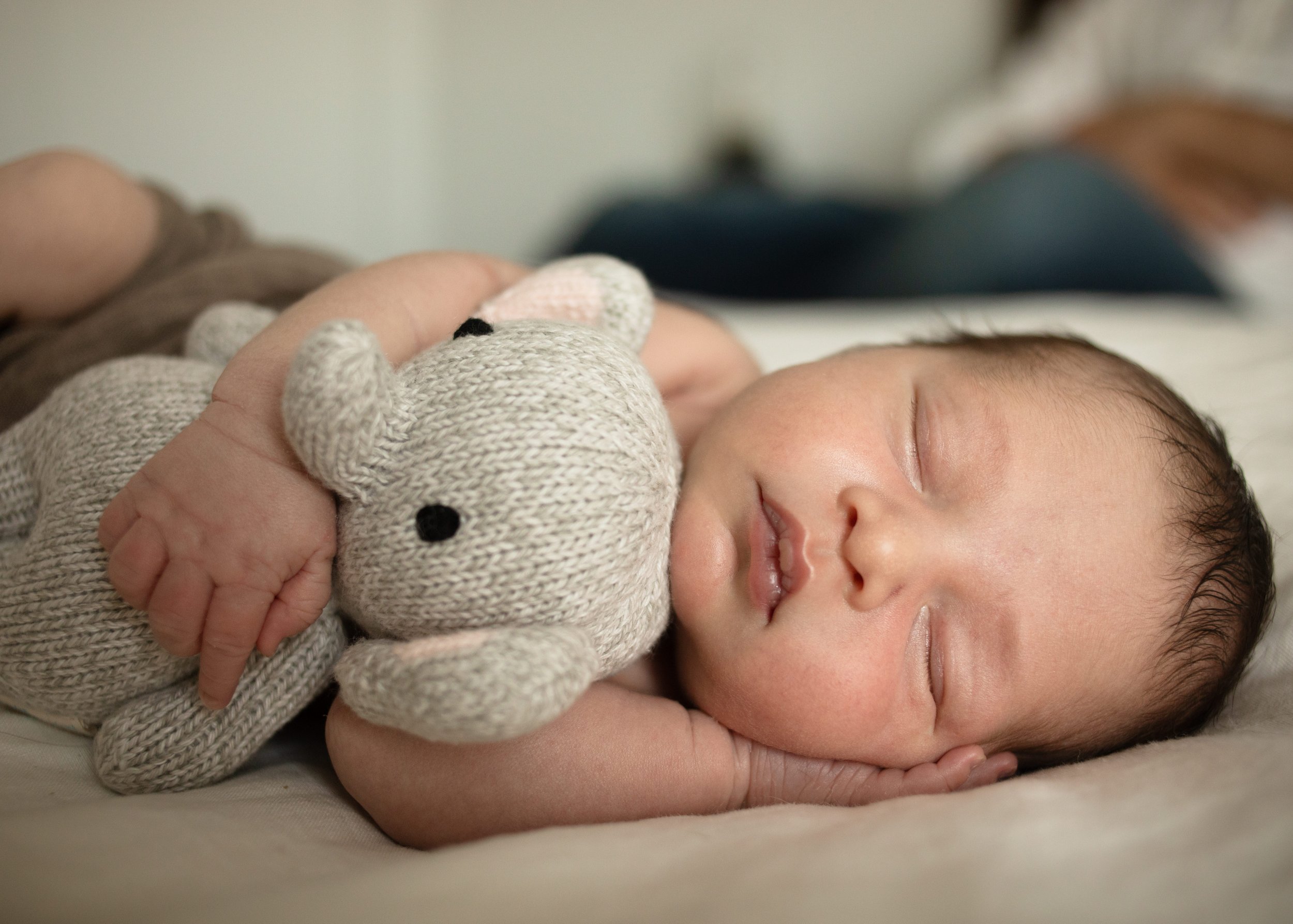 Lifestyle Newborn Photography captured in-home by Vancouver Newborn Photographers