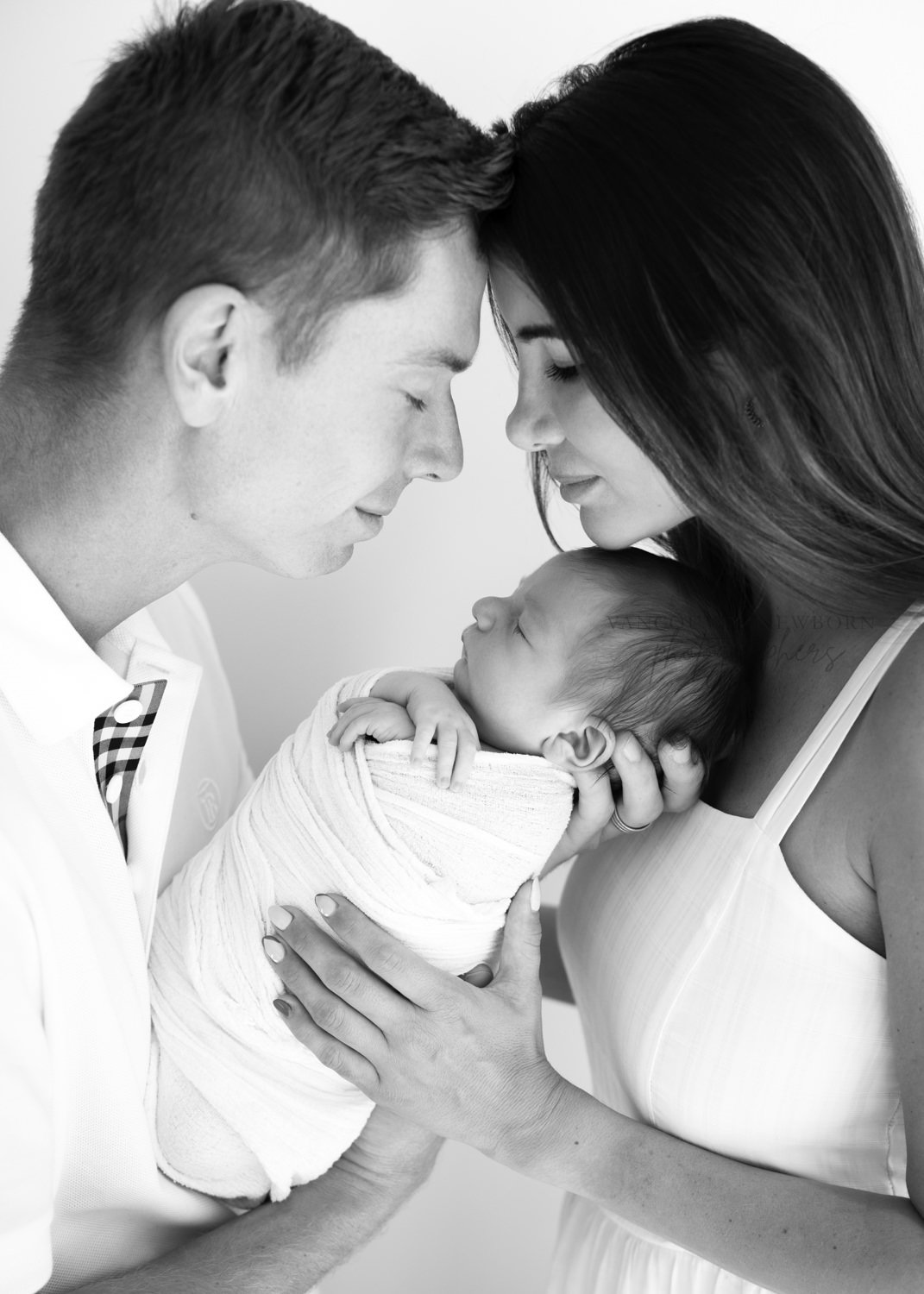 Newborn and Family Photography Elegant