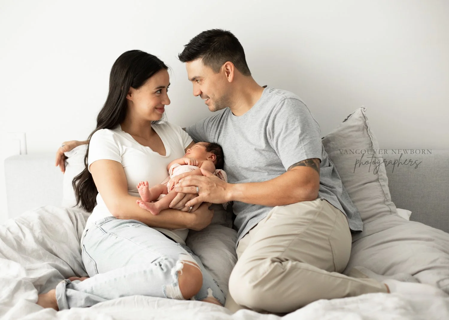 Lifestyle Newborn Photo Shoot-53.jpg