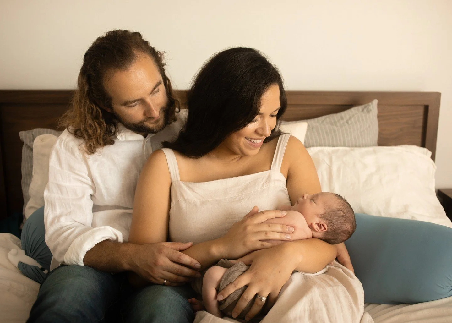 Gentle and sweet moments captured of these new parents and their precious baby.
-
#newbornandfamily #vancouvernewbornphotographer #lifestylenewbornsession #naturalnewbornphotography #inhomenewbornsession