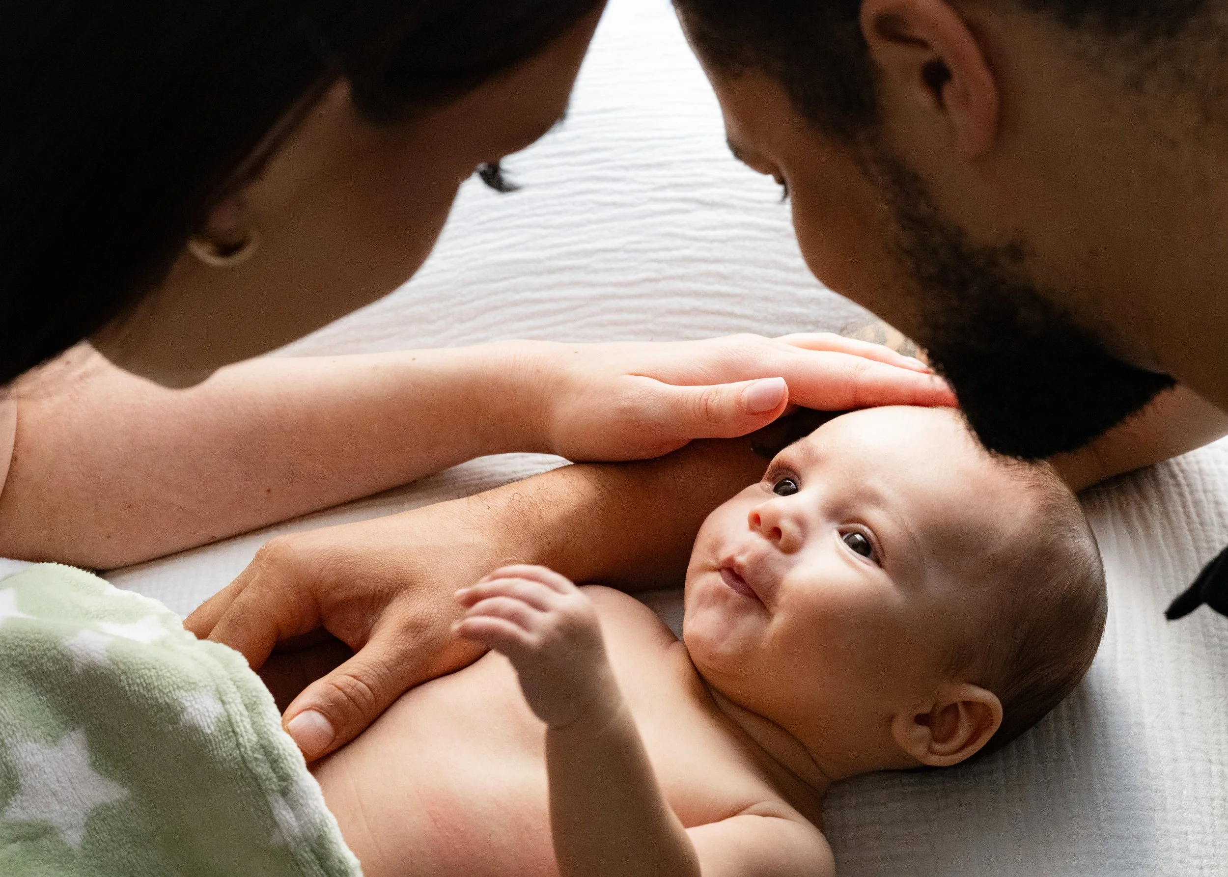 Calm &amp; Relaxed Vancouver Newborn Session At Home | Tasha
