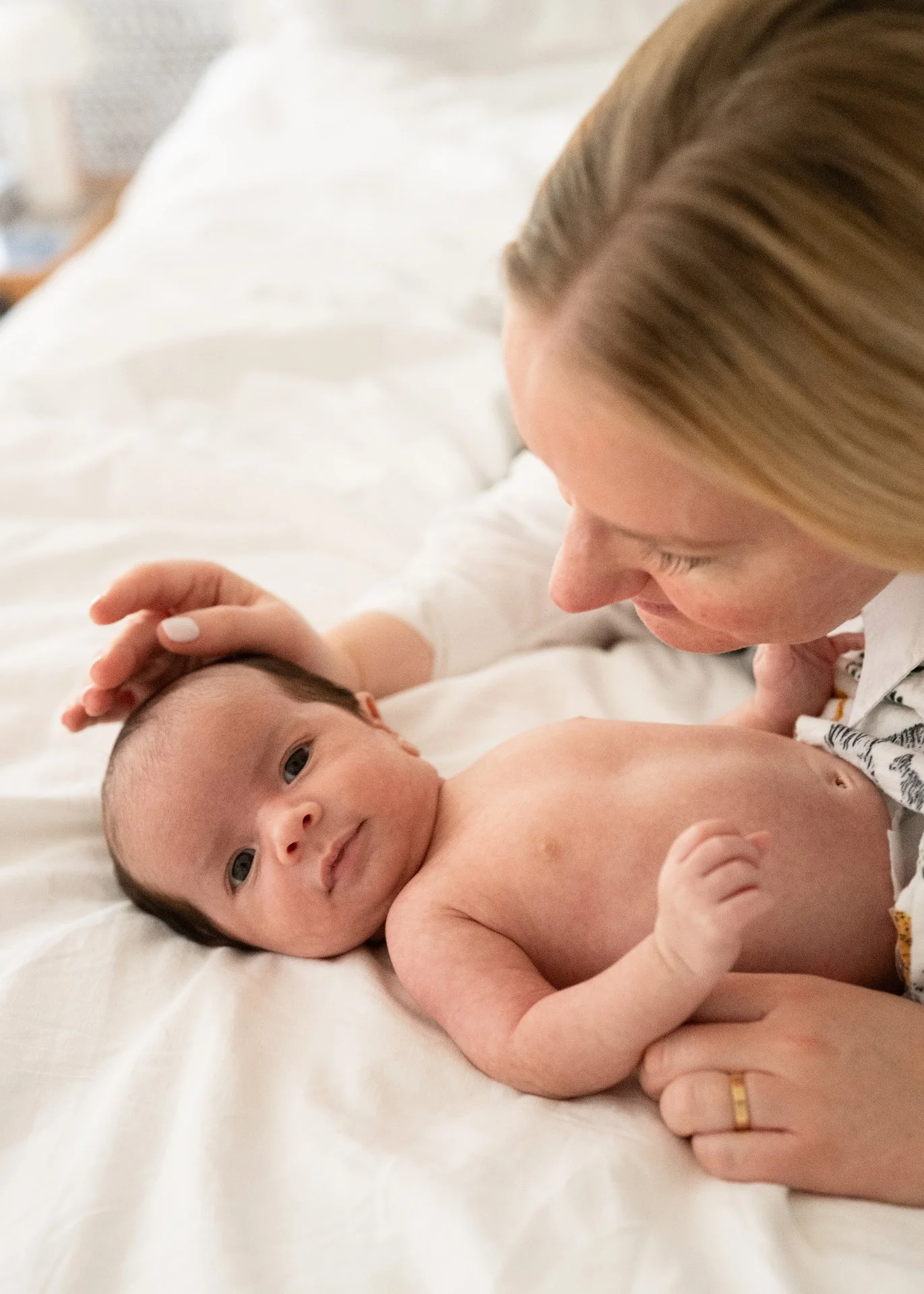Hello there bright eyes!

-

#awakebaby #newbornsmile #vancouvernewbornphotography #northvancouvernewbornphotography #inhomenewbornsession #northvancouvernewbornsession