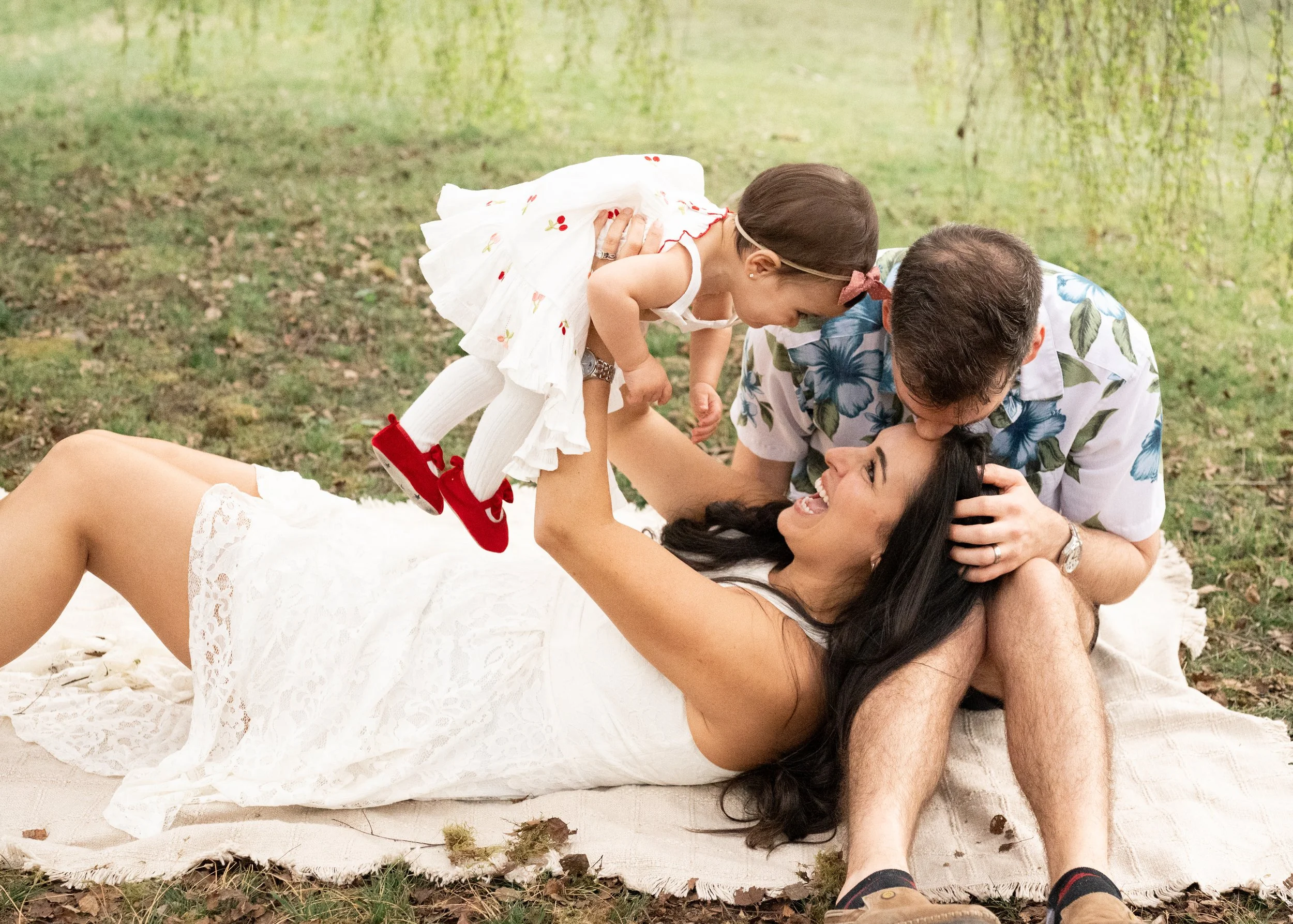 Vancouver Family Photographer Outdoor Session