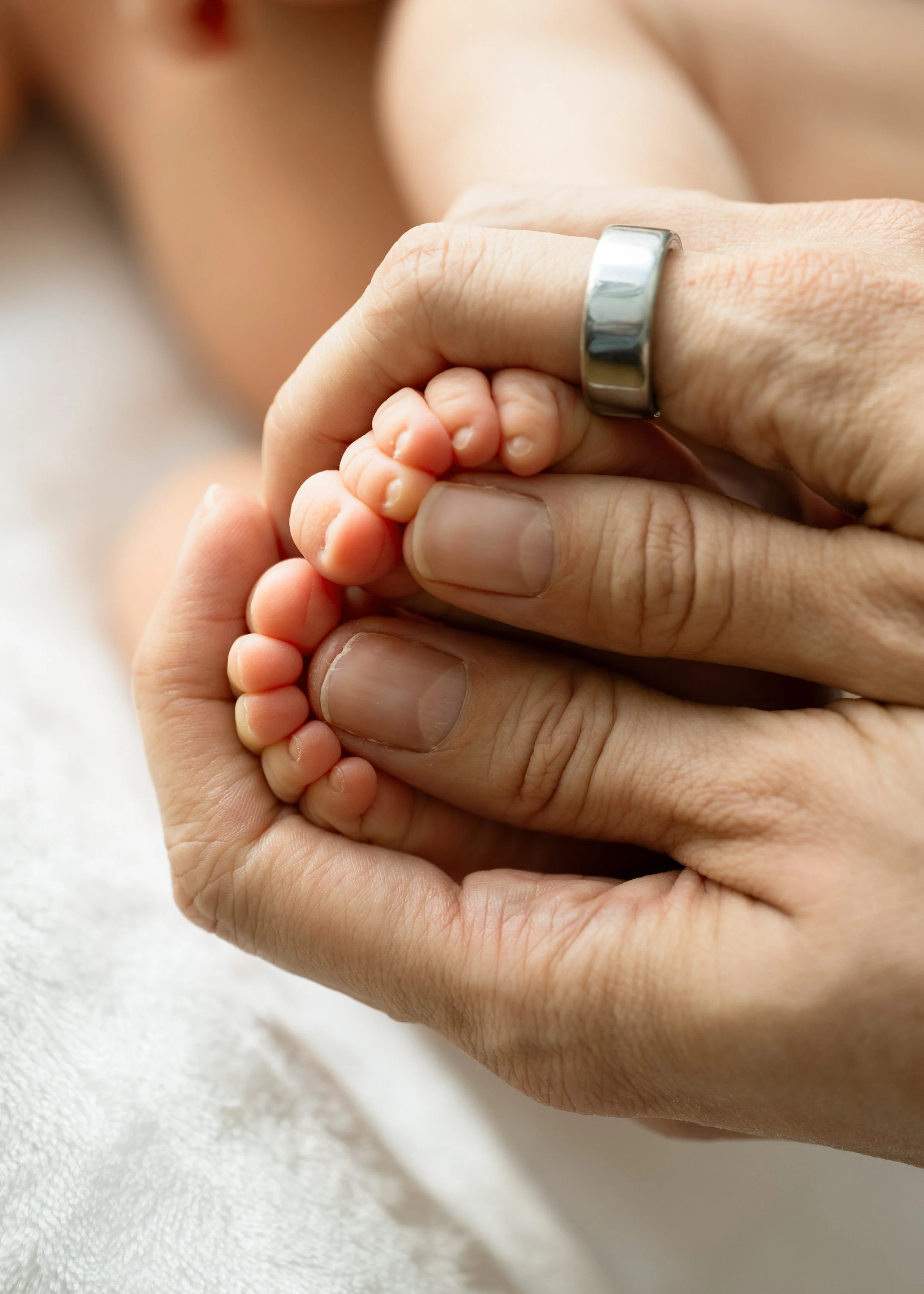 Lifestyle Newborn Photographer In Vancouver