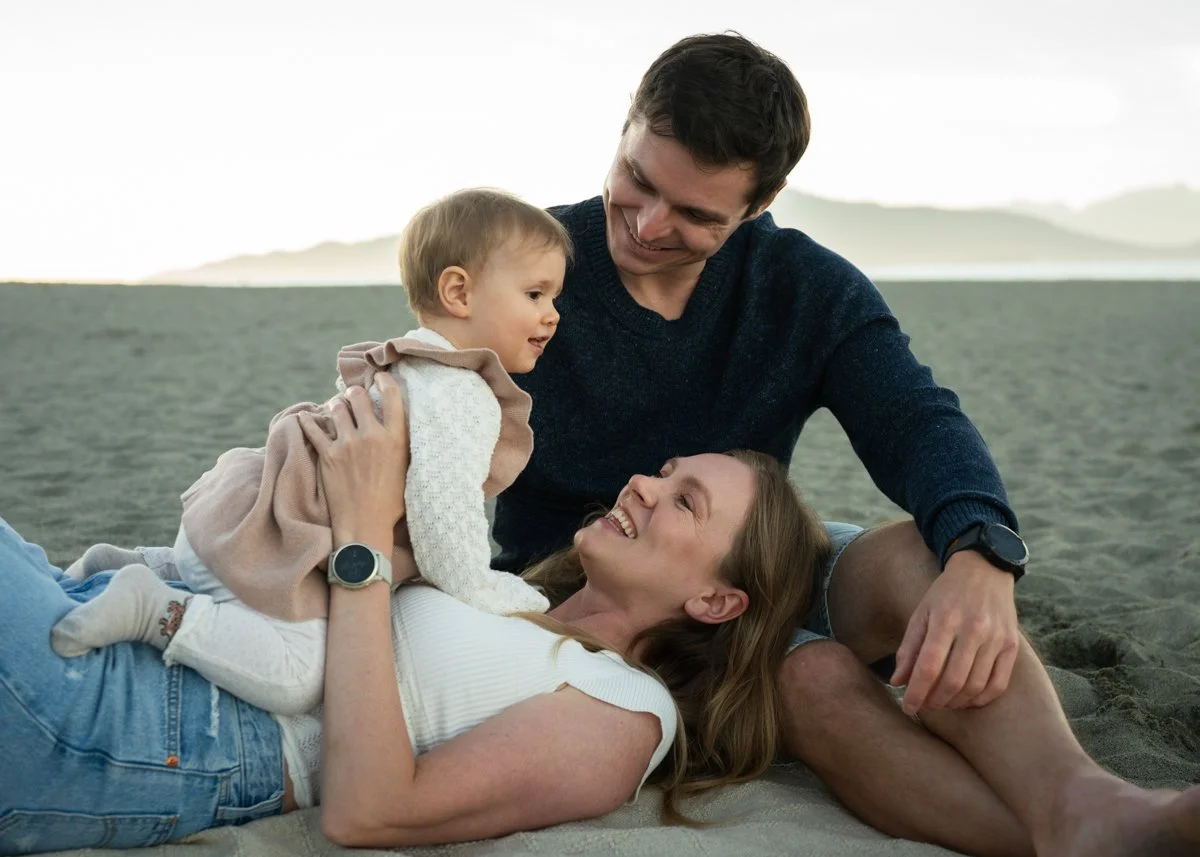 Jericho Beach Family Photo Shoot-2.jpg