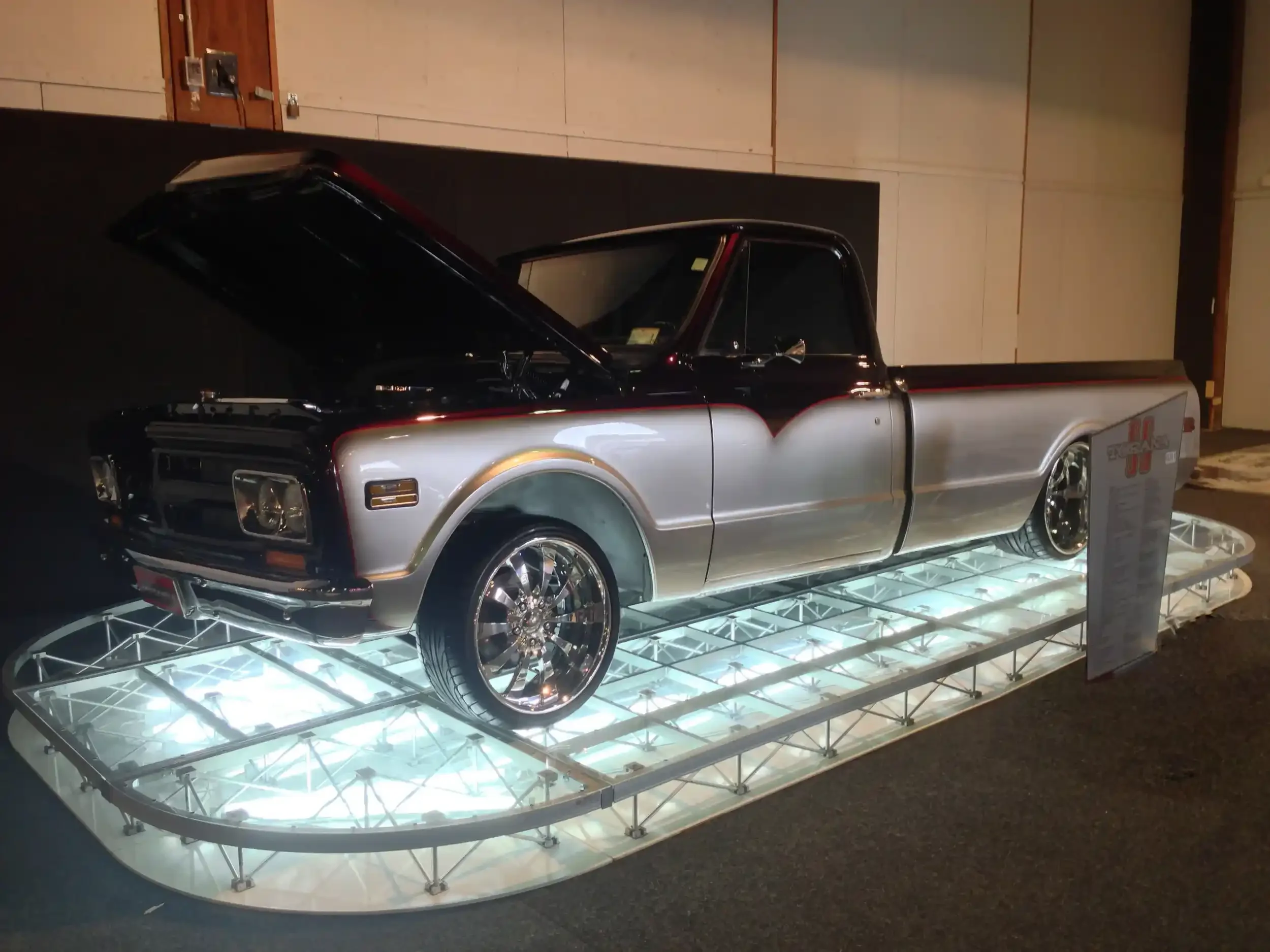Clear car stage with uplights