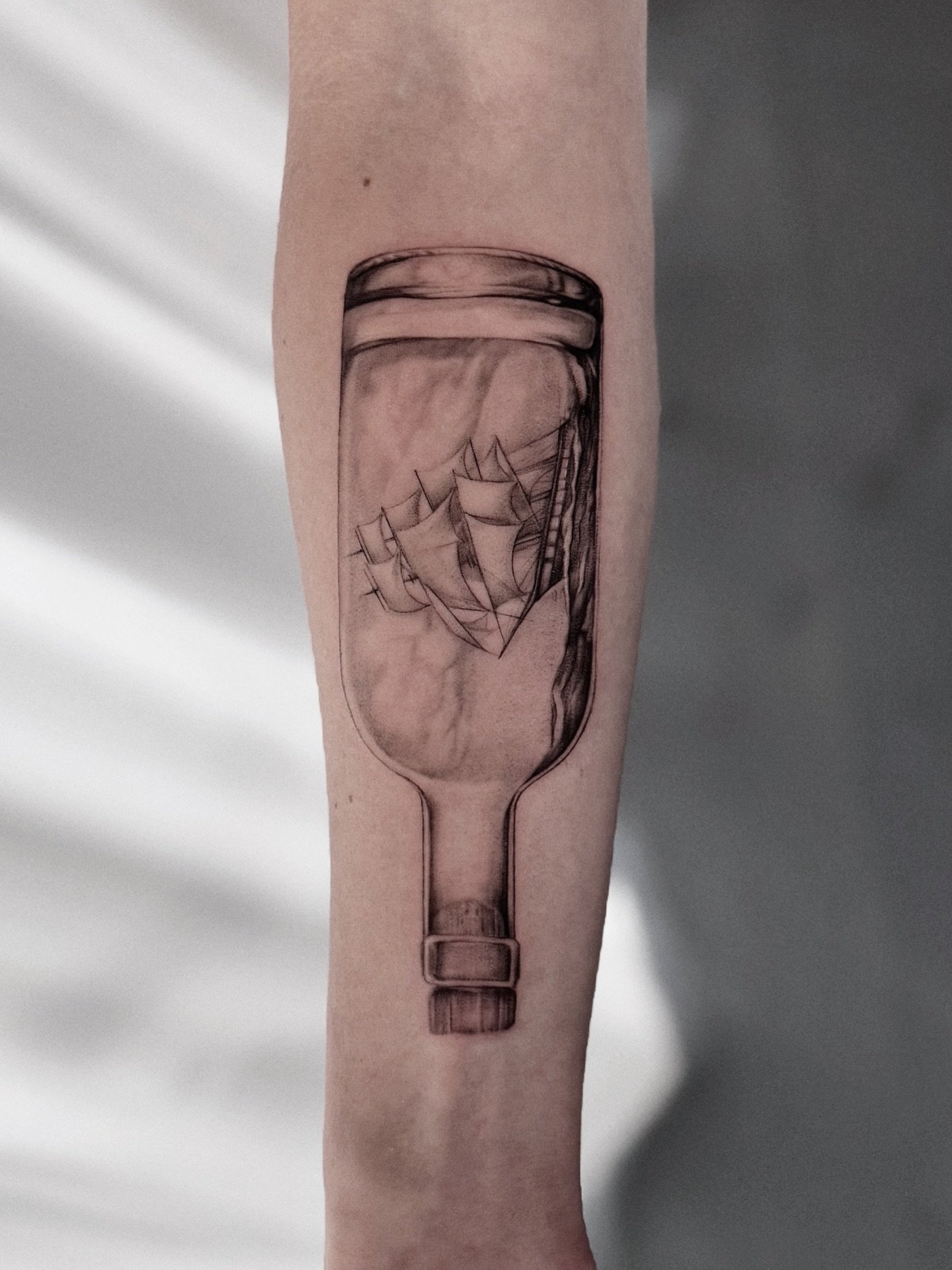 Ship in a Bottle for Josh.
An extra special thanks to Josh for the trust in this project and very first tattoo.
Grateful to be part of your journey brother 🫶
#seattletattoos #shiptattoo #bottletattoo #finelinetattoo #seattletattooartist #blackwo