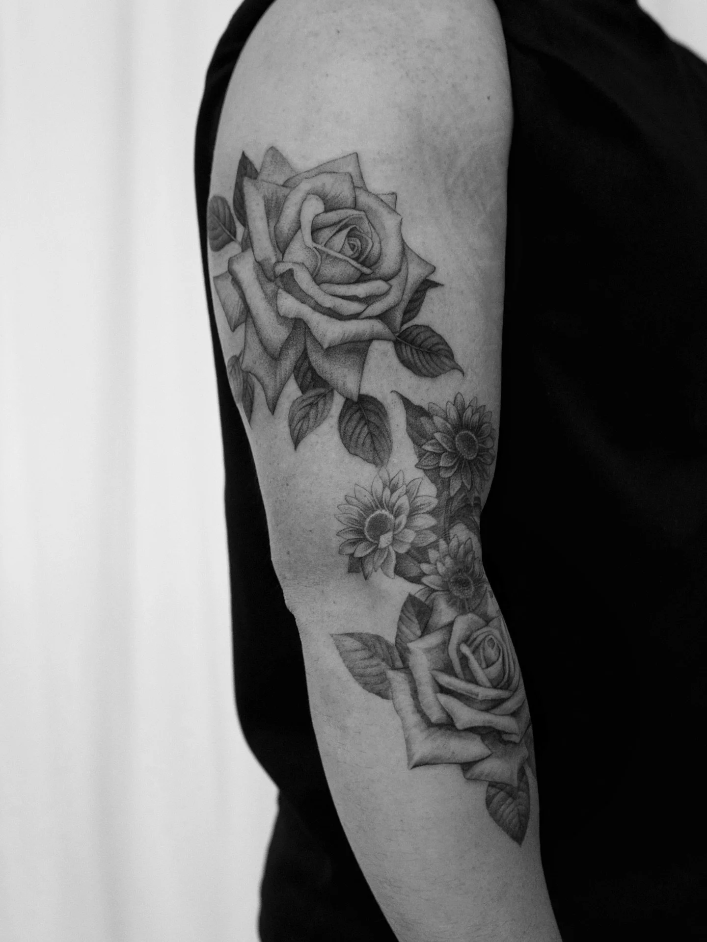 Had the privilege of tattooing the very talented @andrewchran and his amazing wife @poweeezy.

Here are some shots from Andrew&rsquo;s newest addition.

#tattoos #rosetattoos #floraltattoo #inked #tattooideas #seattletattoos #seattletattooartist #sea