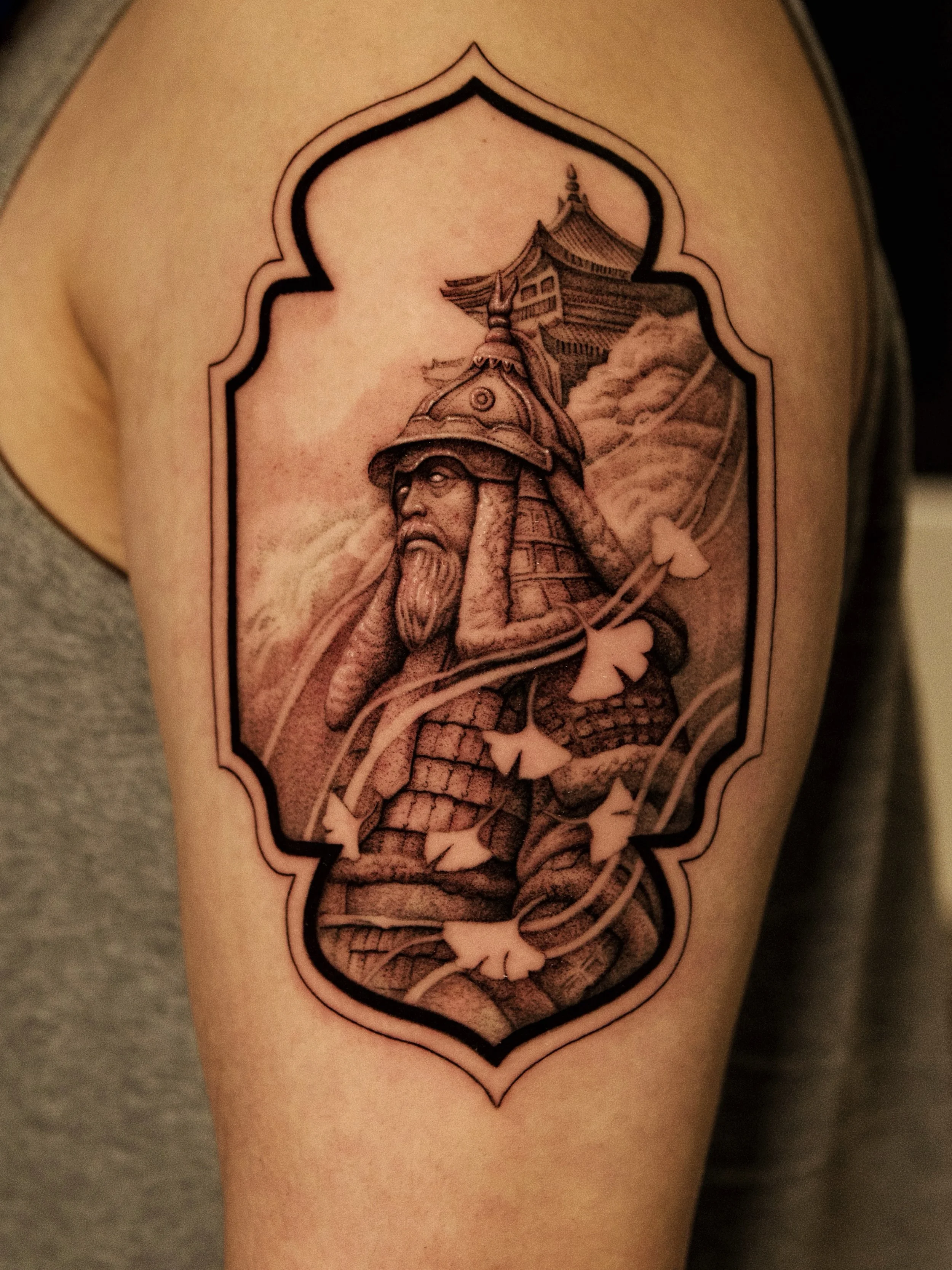 The Admiral 

Start of a sleeve for Chef Jon. Tying in Korean culture and patterns. 

#seattletattoos #seattletattoo #koreantattoo #sculpture