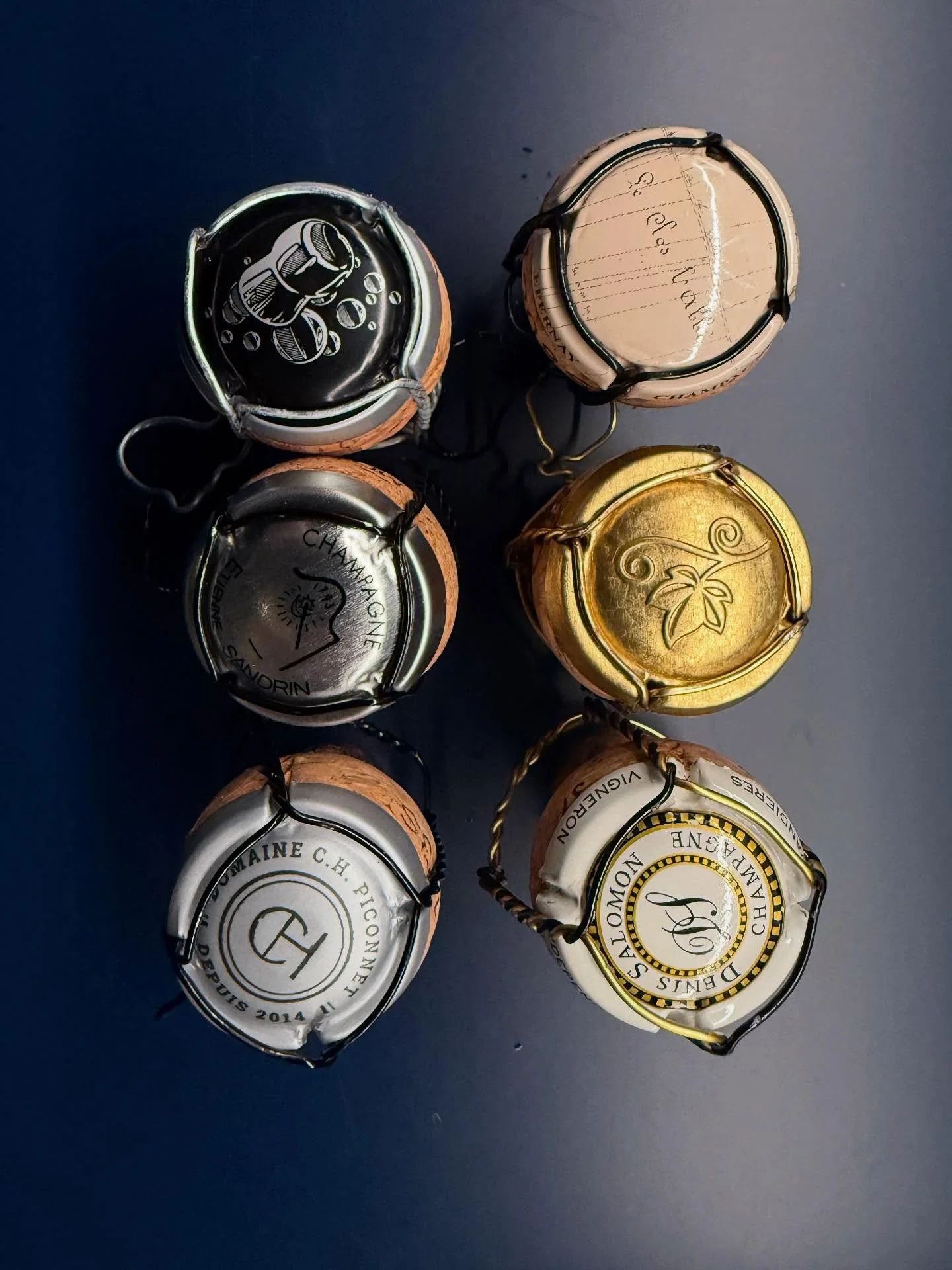 Last night we had the pleasure of hosting a Grower Champagne tutorial in the Blue Room @winnifredsonarthur - six cuv&eacute;es, curated nibbles, and a room full of brilliant conversation and curious palates. We explored the stories, styles and surpri