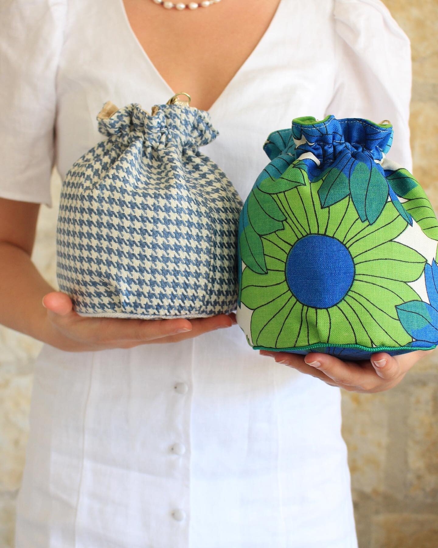 Handmade take time. 🤎 Order soon your reversible hand crafted purse for Mother&rsquo;s Day or that special graduate. 💐 Or come see us @albionfitlegacywest tomorrow from 1-4pm. You can pick from stock on hand or custom design one from a large select