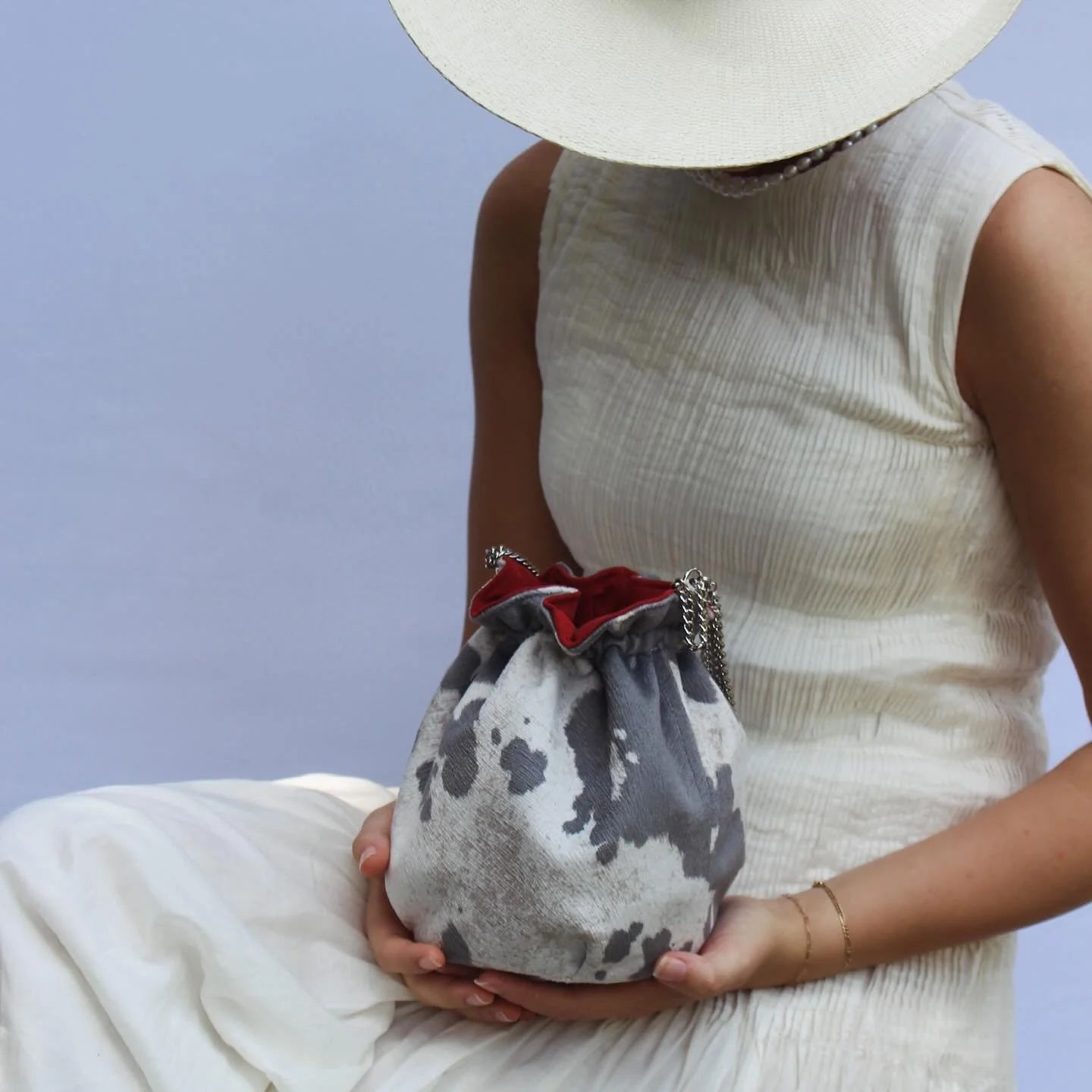 The Nellie goes everywhere from the rodeo to the rooftop! 🩶