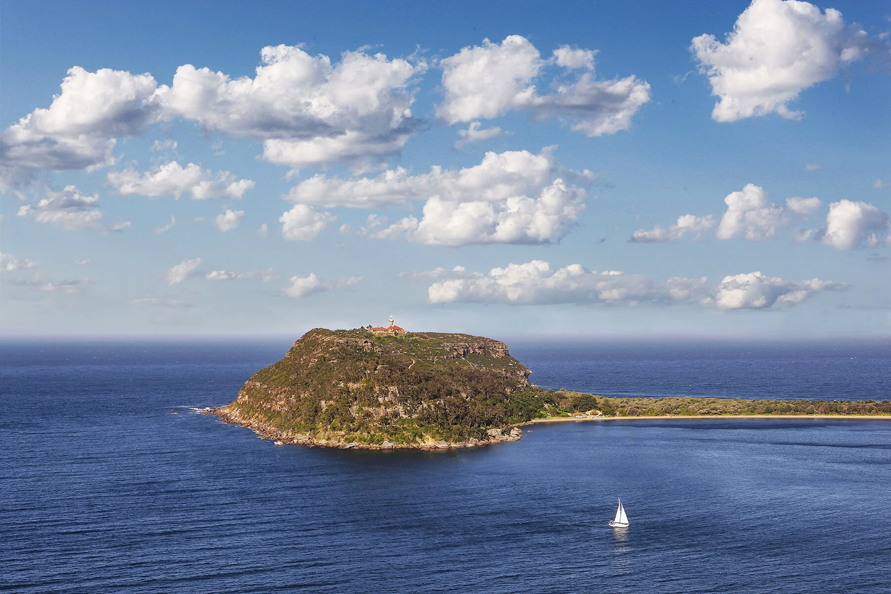 LIghthouse Pittwater sideDWEB.jpg