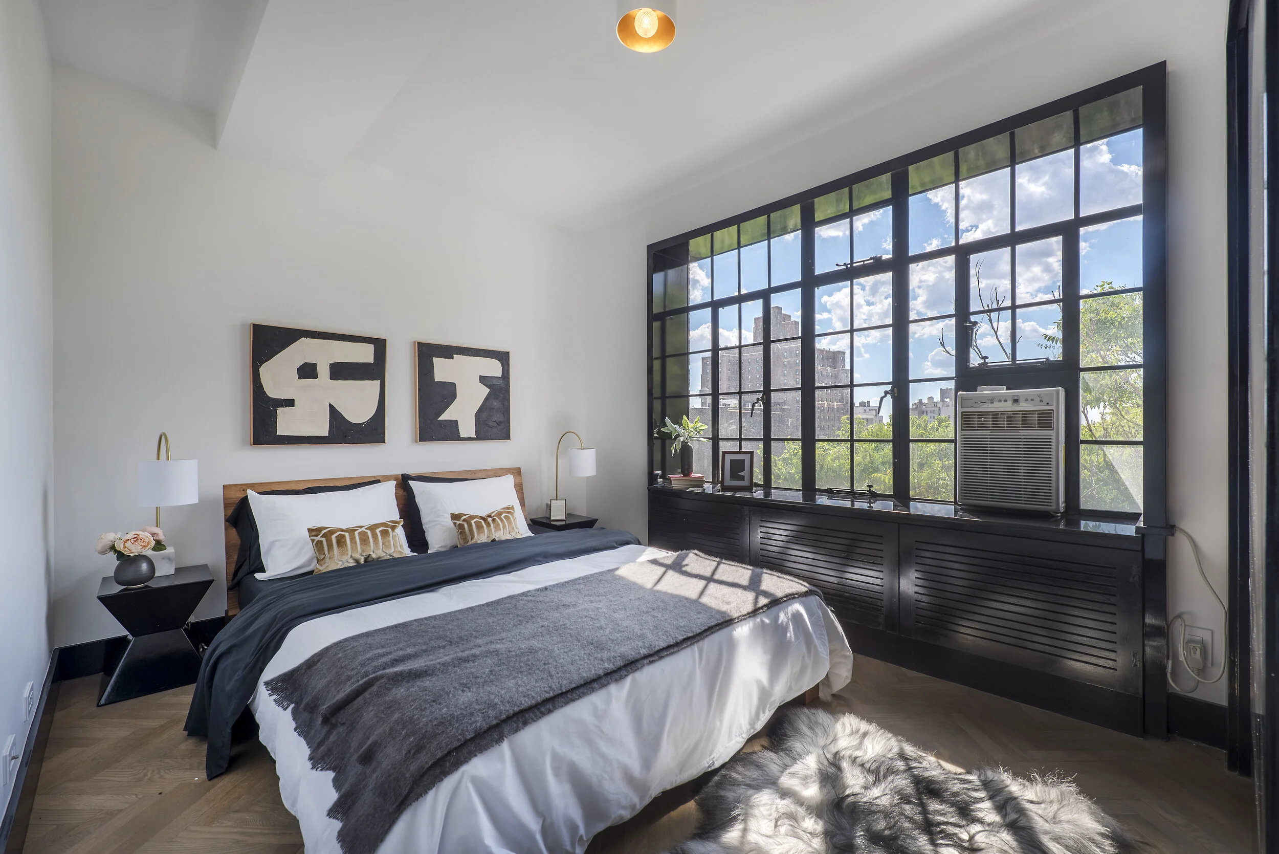 25 Monroe Place_7D_Bedroom (1).jpg