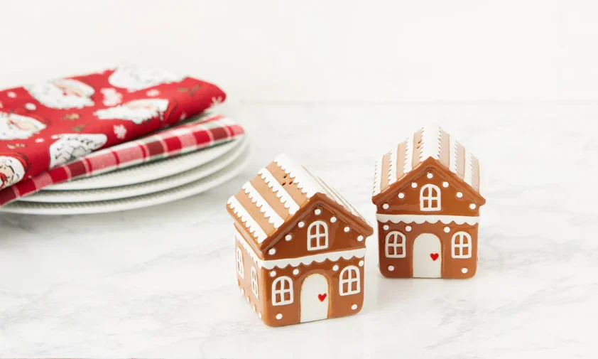 ginger bread salt and pep.webp