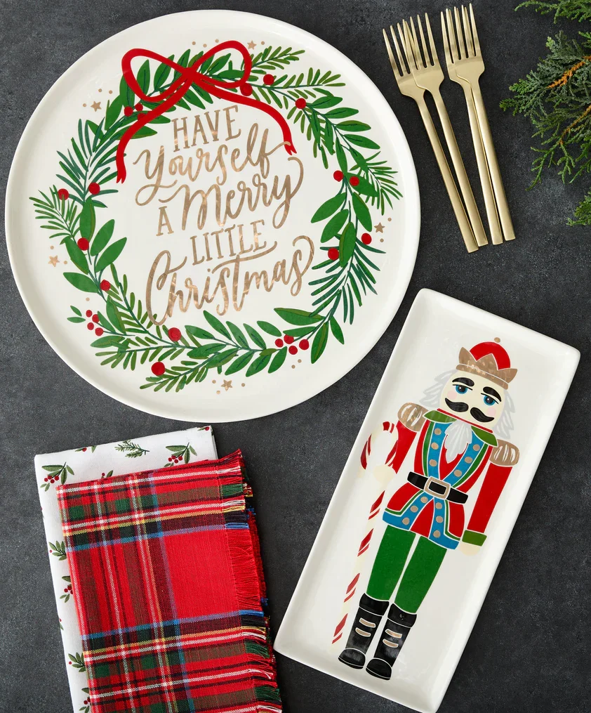 DII Christmas plates.webp