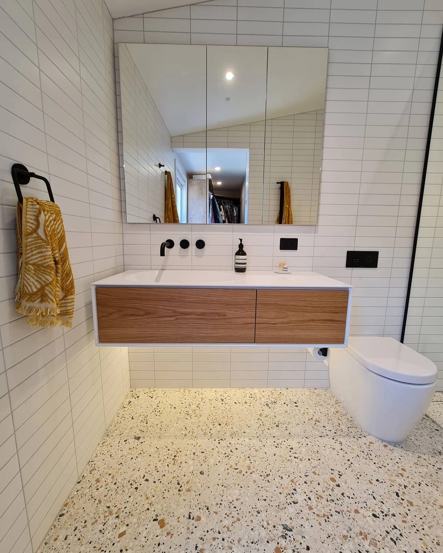 What are your bathroom Goals? #pioneeringbathroomdesigns #terrazzo #underfloorheating #customjoinery #frameless #bliss #melbournelife #bathroomconcept #melbournebuilder #renovation #architecture #magazine #homesweethome #living #style #homedecor #tra