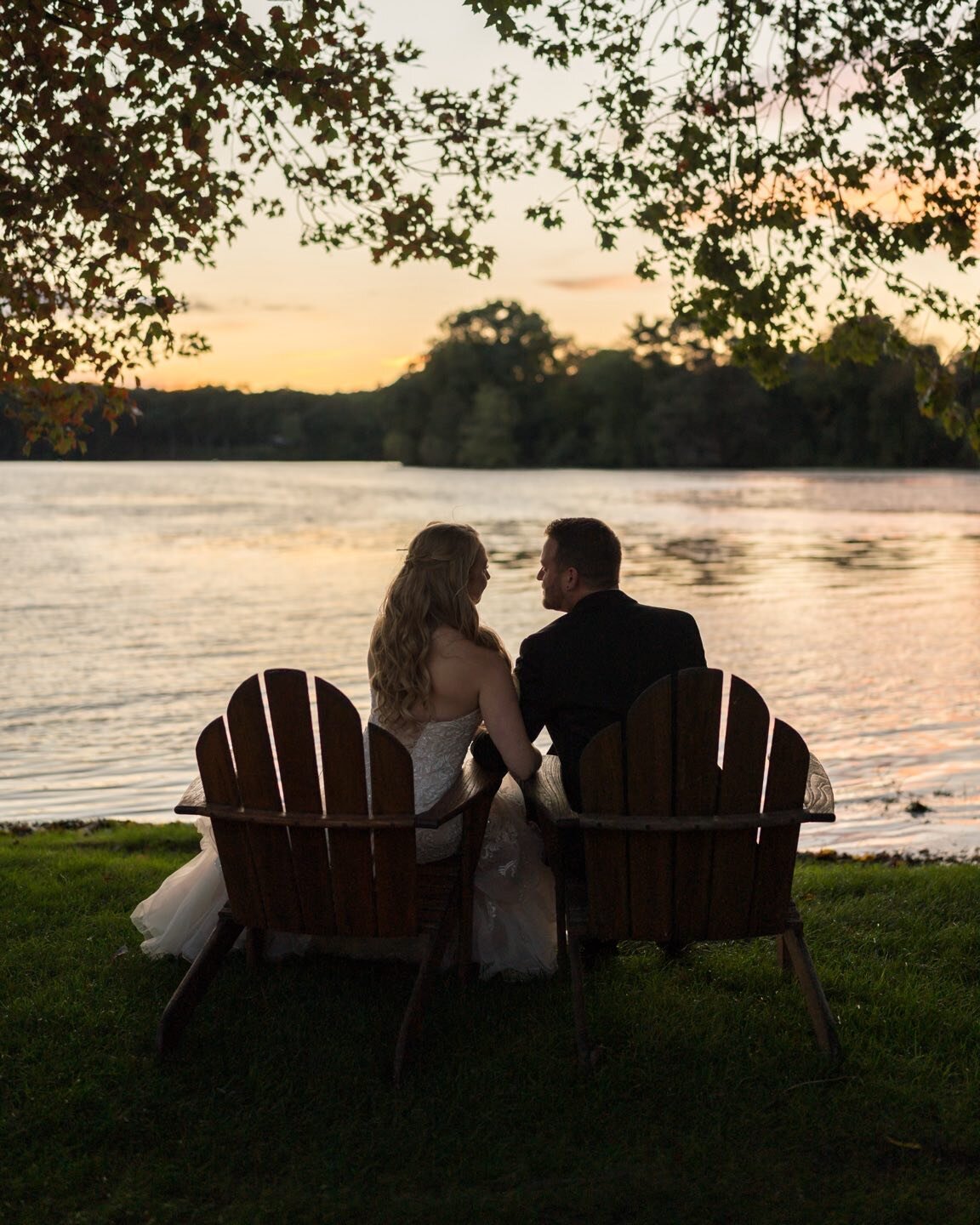 #weddingmoments #weddingphotography #brideandgroom #ido #njweddingphotography #njweddingphotographer #justmarried #njwedding #sunset