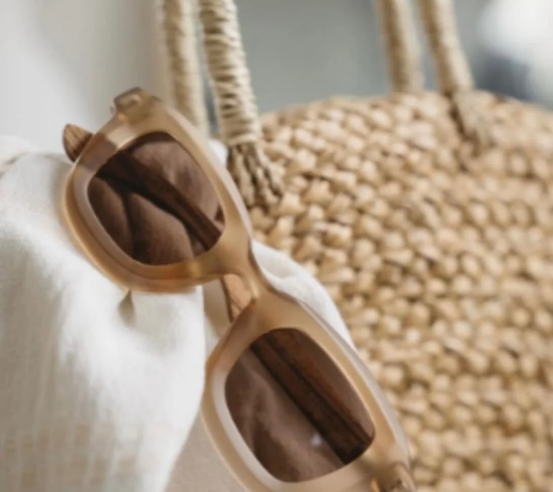 Sunglasses never looked so good this summer with Quest Whiskey from Soek 🌞🤎

#soeksunglasses #sustainableeyewear #eyeprotection #polarised #allyfabbyagencies