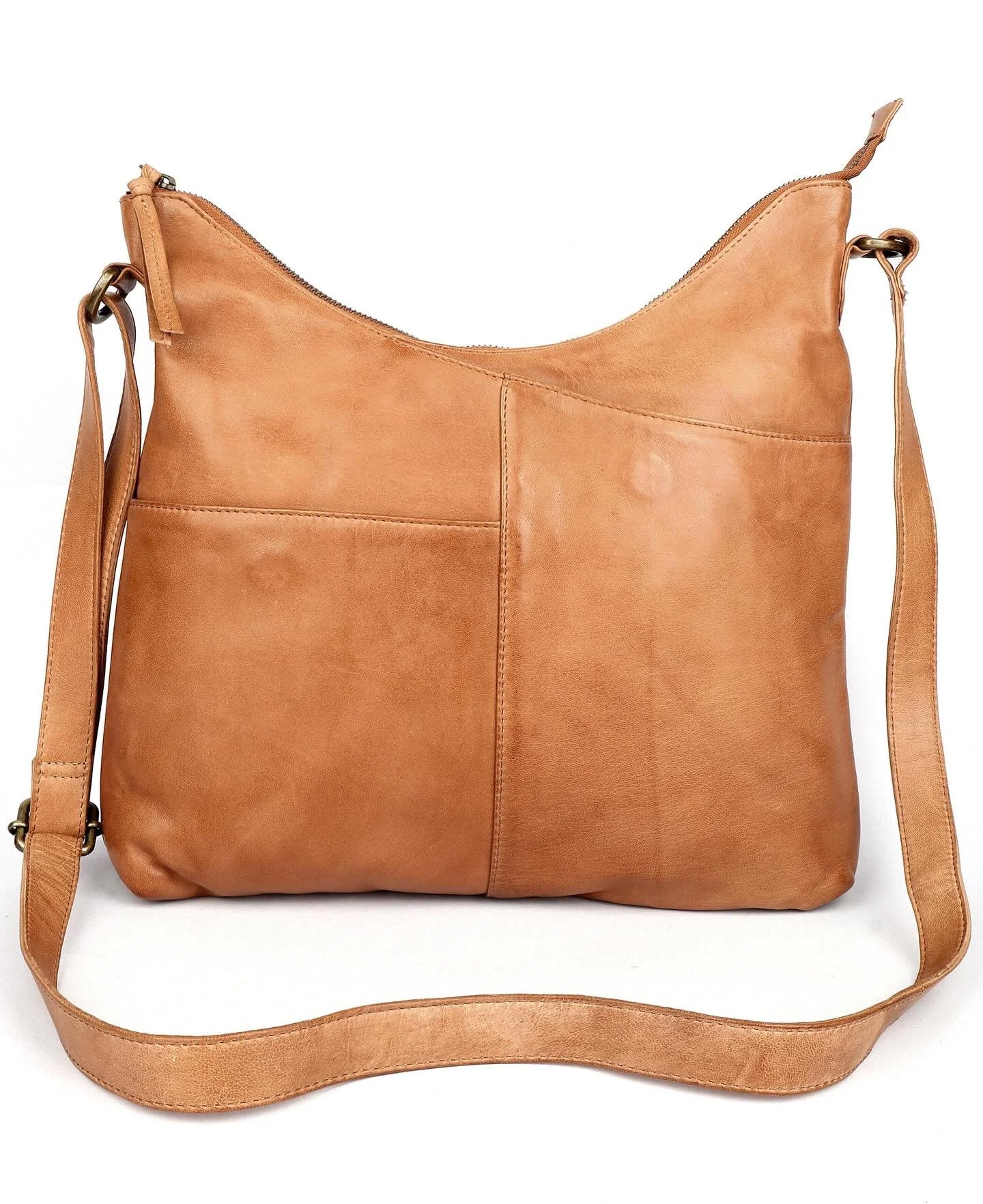 The new In Leatherz shipment has arrived 🙌🏻 with all the fabulous new season styles and restock of best-sellers. 

📲📧 Contact us for any enquiries, or to place an order.

#inleatherz #leatherbags #newseason #bestsellers #allyfabbyagencies