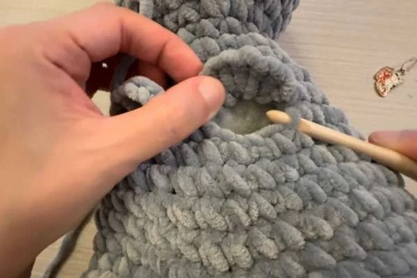crochet elephant arm