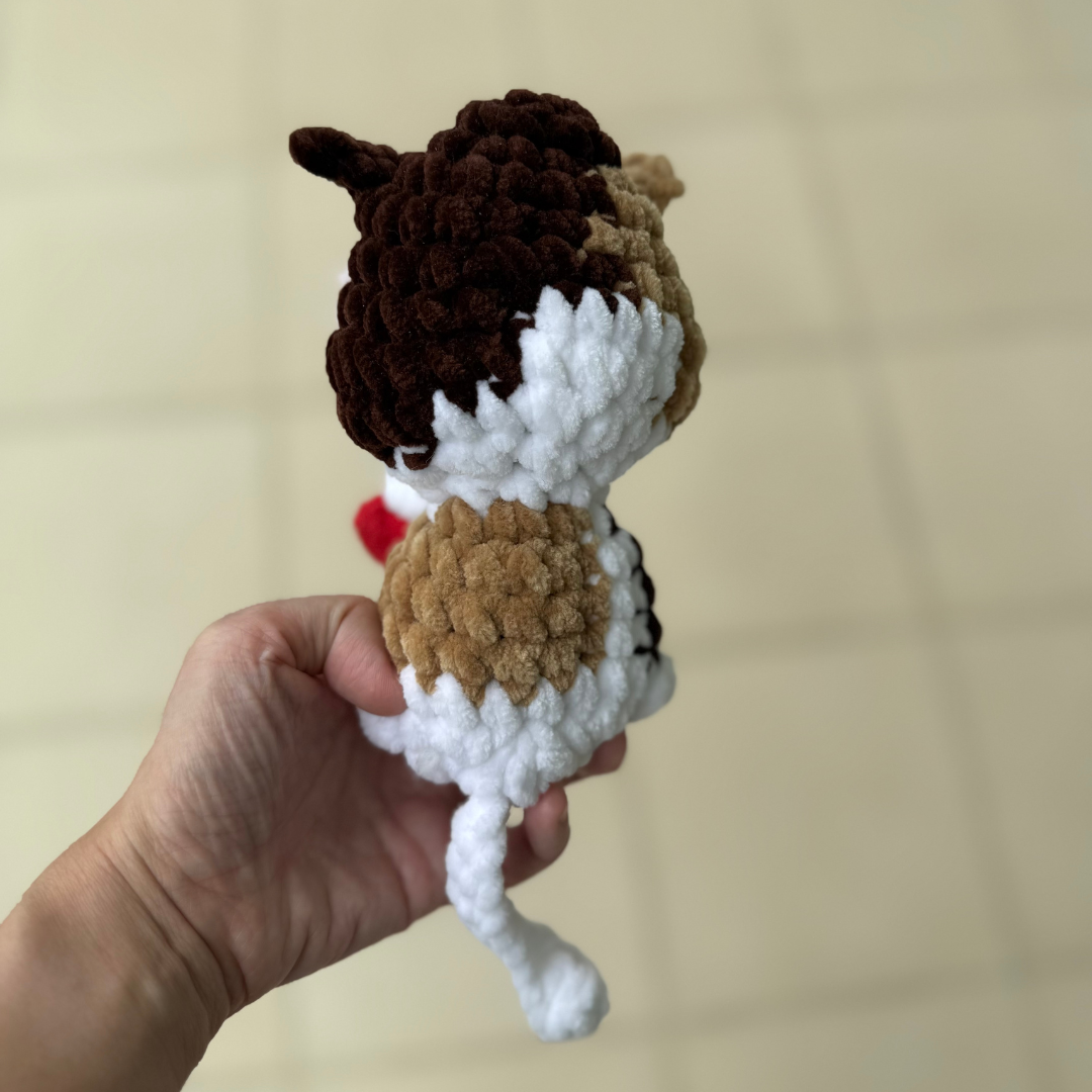back of crochet cat.png