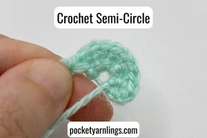5 Unusual Ways on How to Crochet a Semicircle Pocket Yarnlings