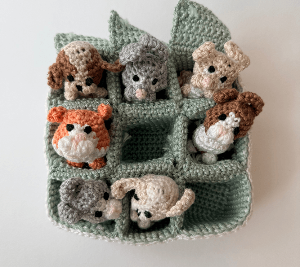 crochet small amigurumi inside modular box