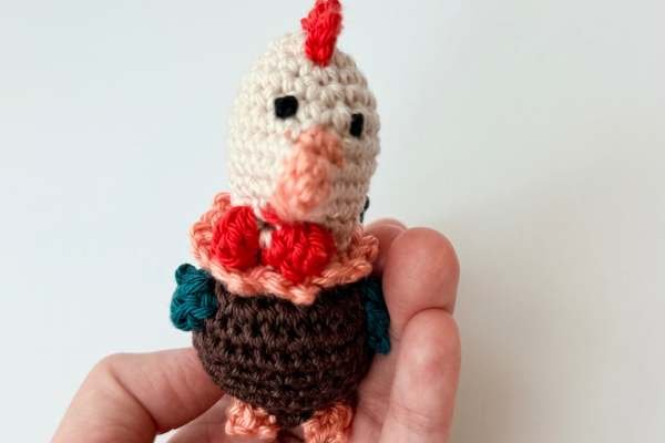 rooster amigurumi free pattern