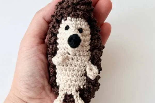 free hedgehog crochet pattern