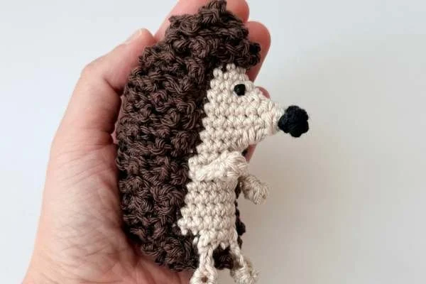 step by step how to crochet hedgehog