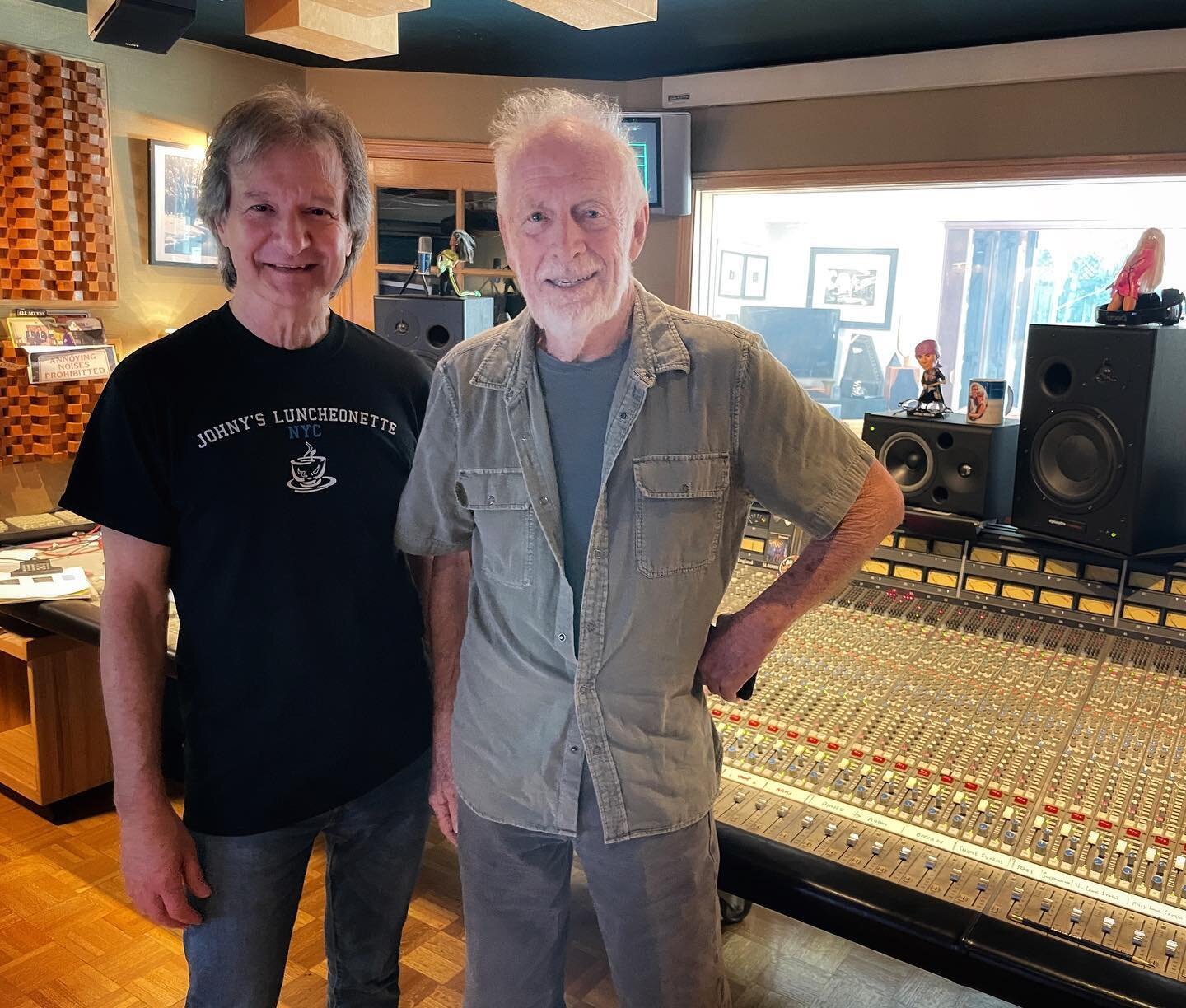 So cool hanging with Chris Blackwell in the studio today listening to some 5.1 Marley mixes. What a legend! So cool to finally meet in person after so many years. Looking forward to future collaborations 🎶