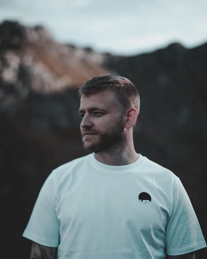 Hunk alert.

Need models? Ask your friends they love it...

Our lexigram tshirts are 100% organic cotton, peta approved, sustainable earth saving garms! 1% of our profits go to BLUE MARINE FOUNDATION. 

#gloommoon #launch #model #oldfriends #bluemari