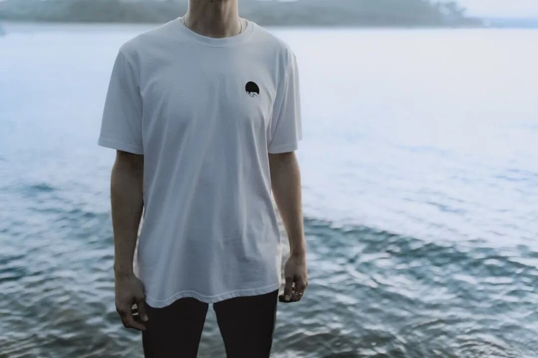 Environmentally worn and made.

Thick soft organic cotton tshirts for all of lifes adventures. Ultra quality for you and the environment.  This garm is made to last. 

#organiccotton #vegan #soft #thick #ethicalfashion #sustainablefashion #plusultra 