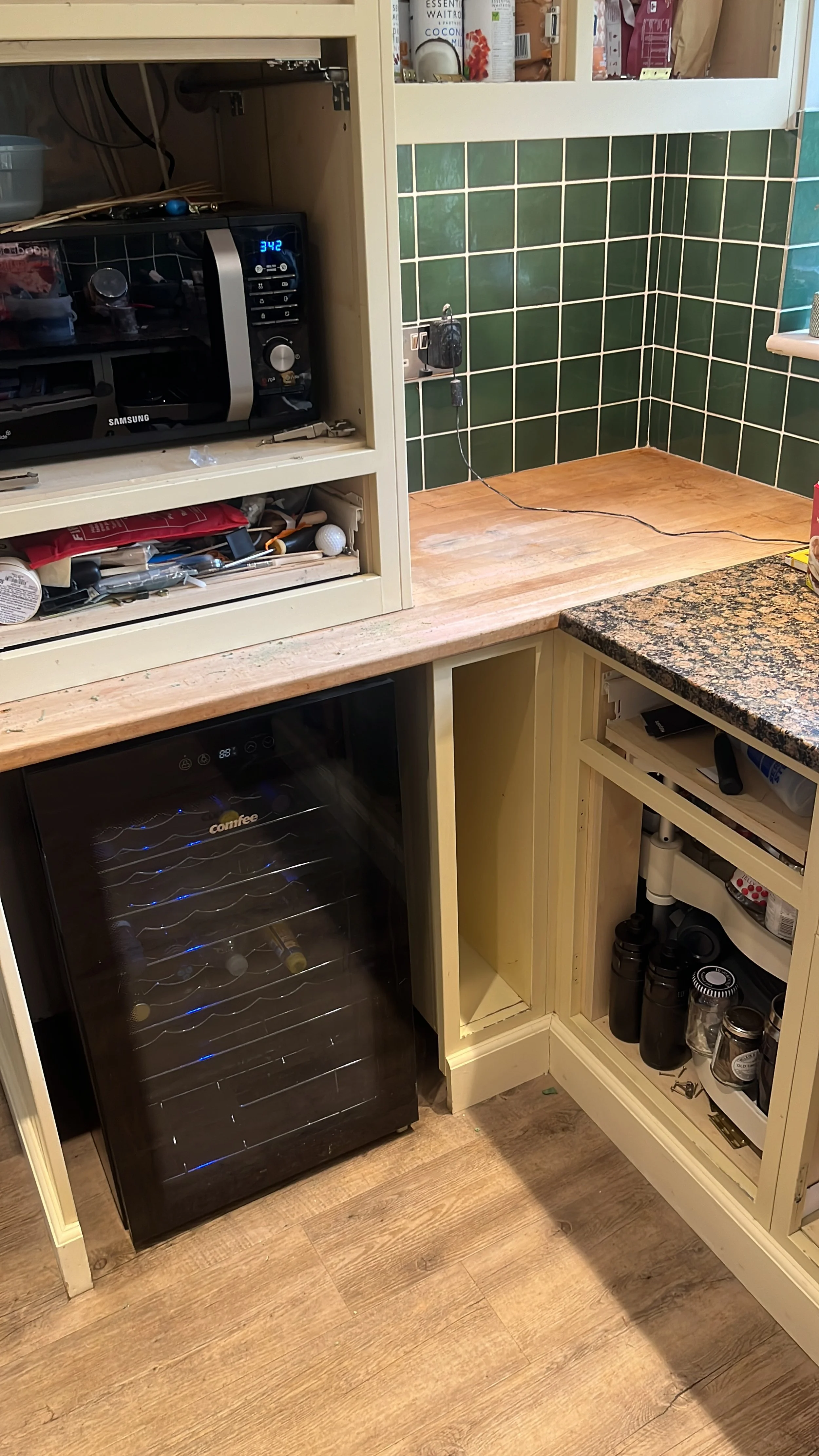 Project 2 - Old place - BEFORE - 86537738-B18E-45F4-ACA9-717972FCB84A.jpeg