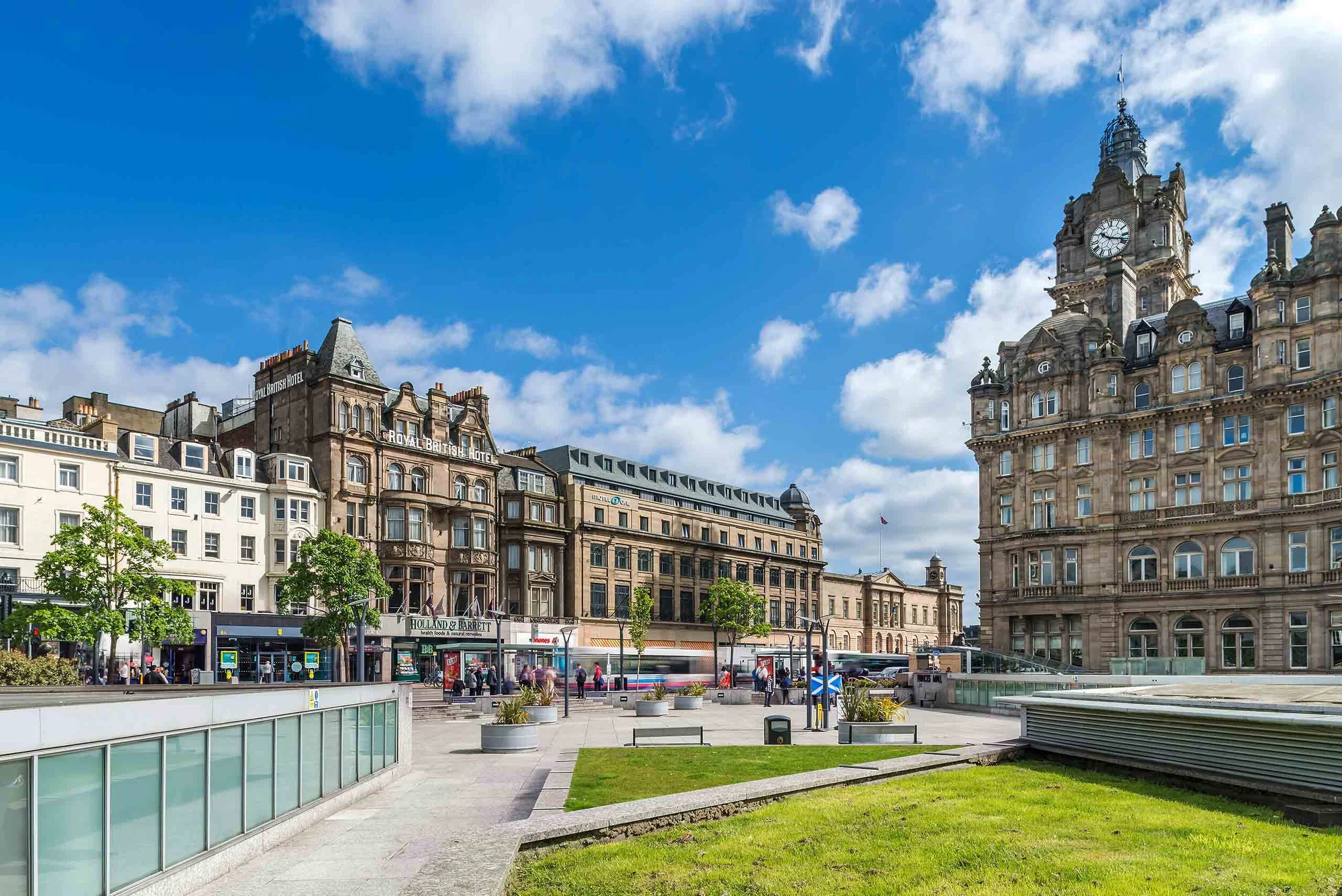 MO-Hotel-Edinburgh-Princes-Outdoor-1.jpeg