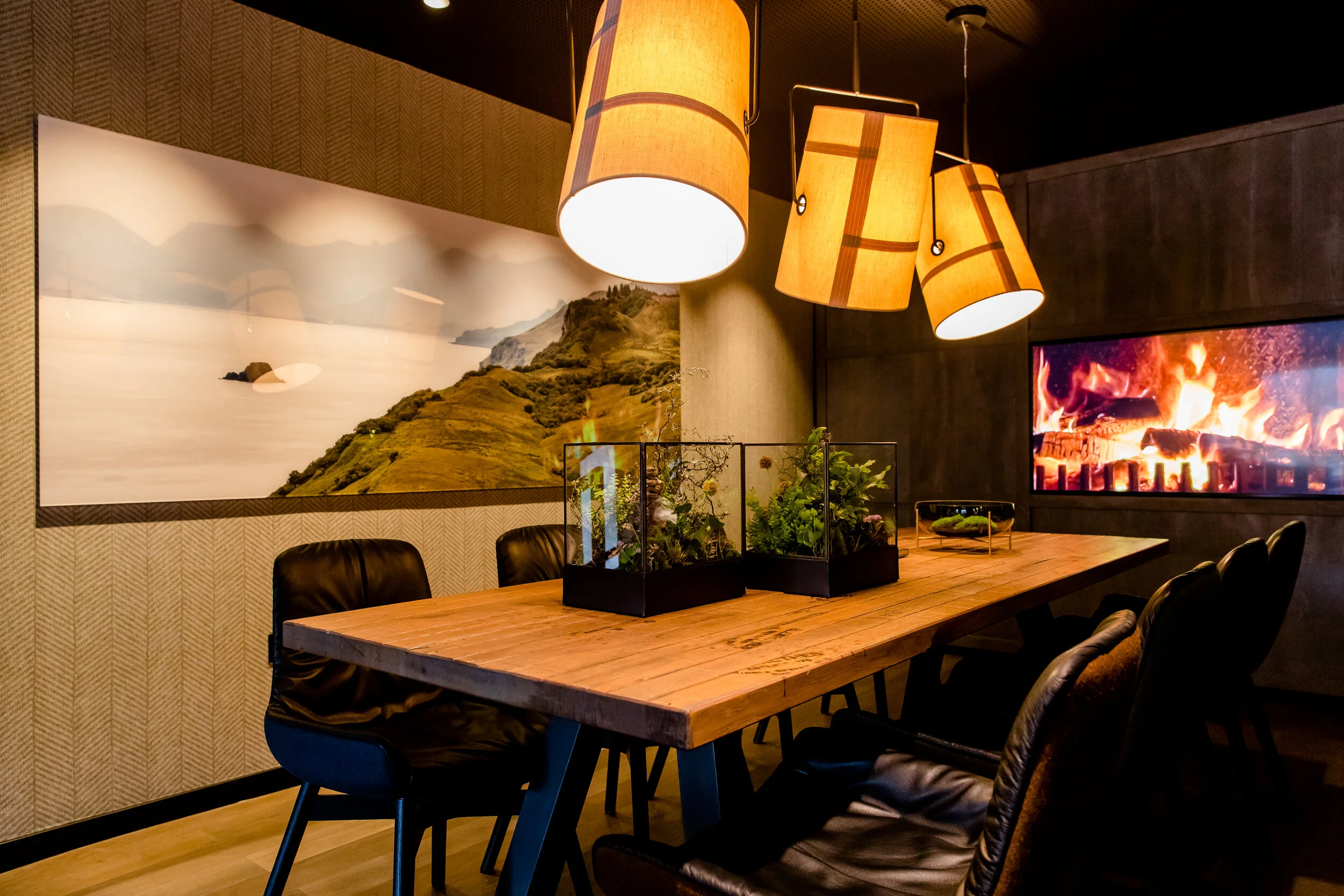 MO_EdinburghRoyal_OneLounge3.JPG