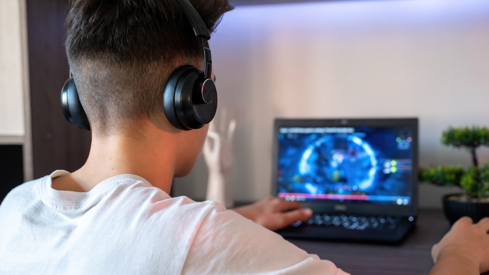 How Tech and AI Are Reshaping Teen Moods, Minds, and Relationships