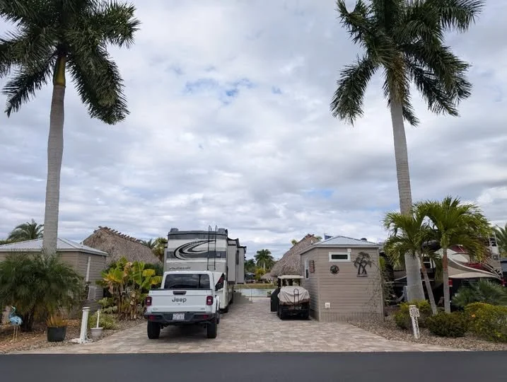 622838095_10243170334260113_2657533835274586314_n (1).jpg